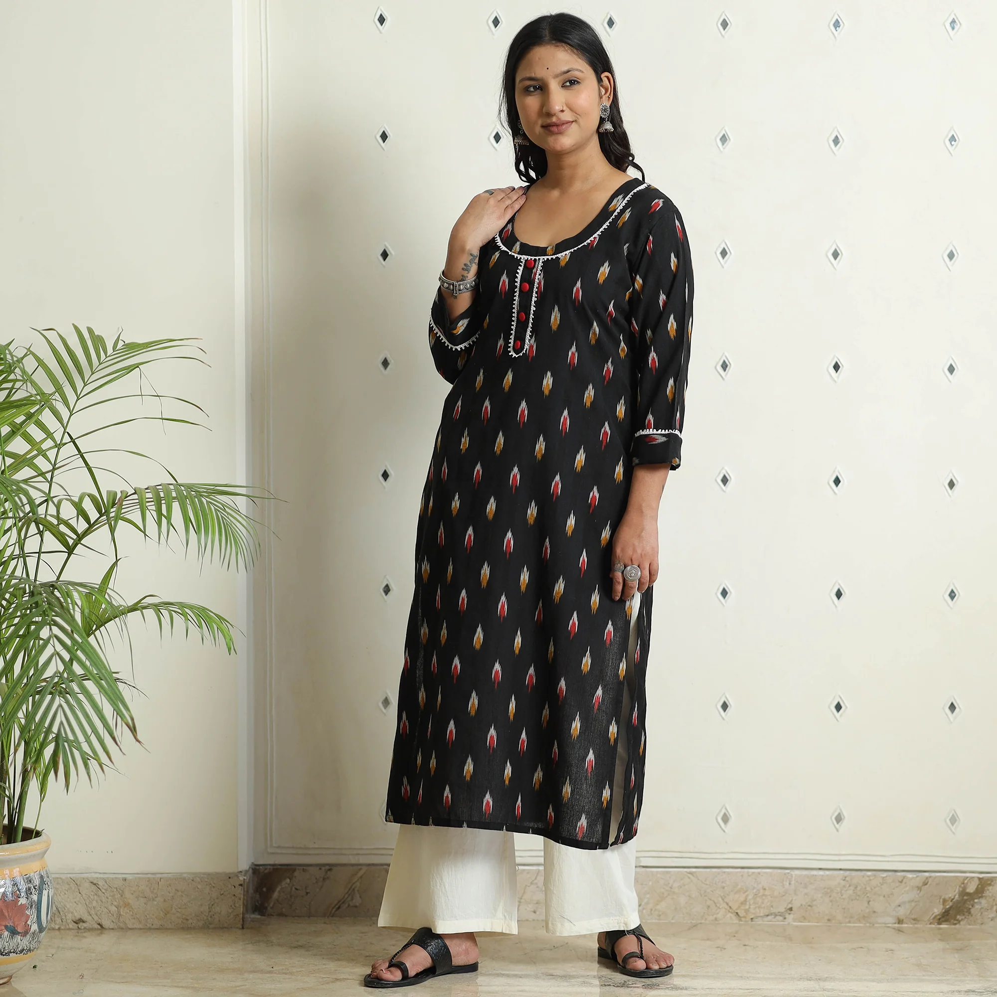 Black - Ikat Weave Cotton Long Kurta - Image 2