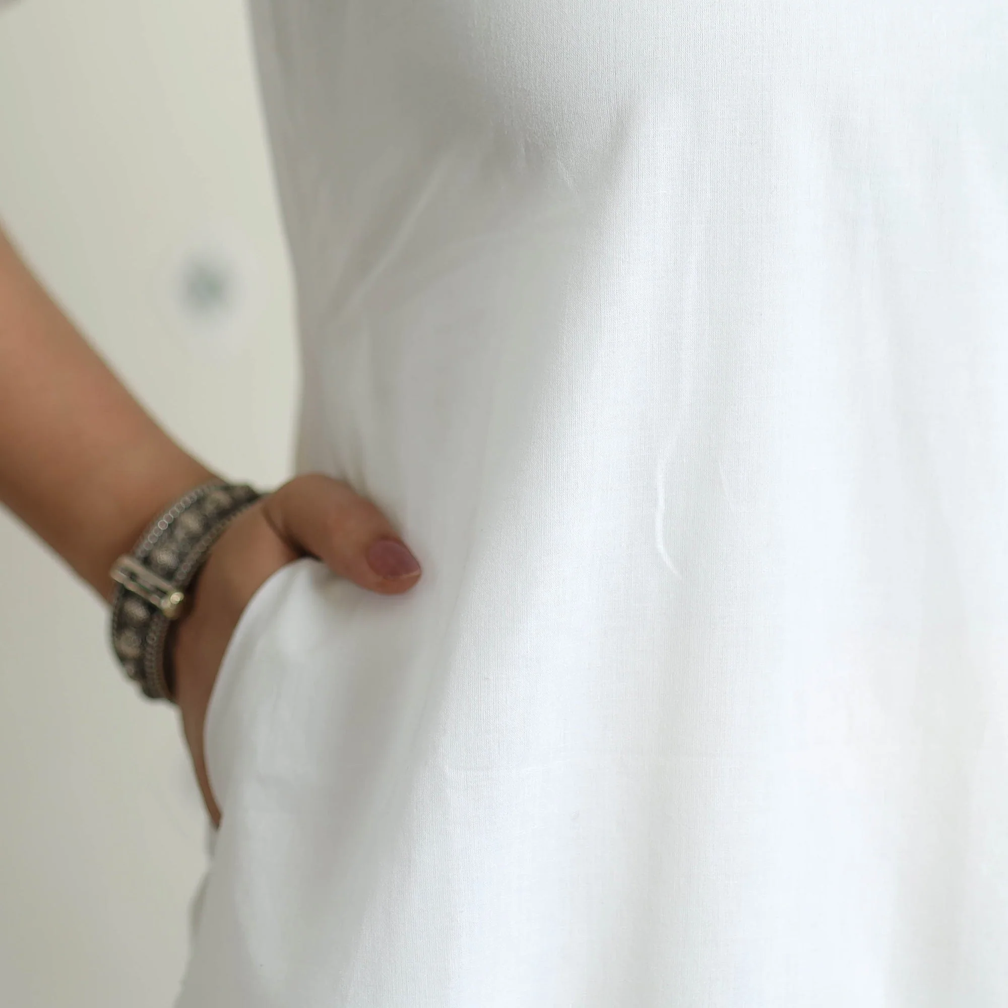 White - Plain Cotton Full Sleeve Long Straight Kurta 13 - Image 7