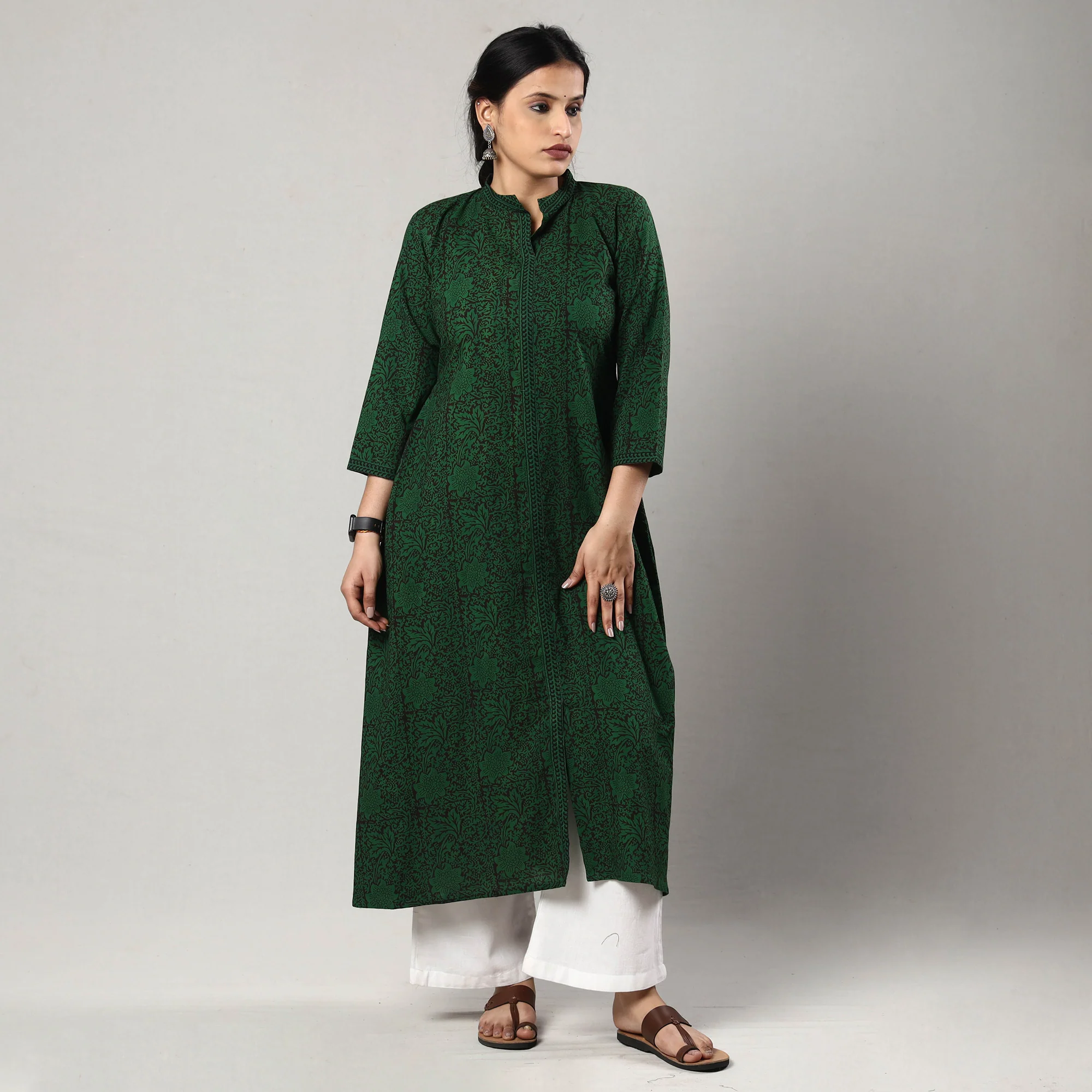 Green & Black Bagh Block Printed Cotton A-Line Long Kurta - Image 4