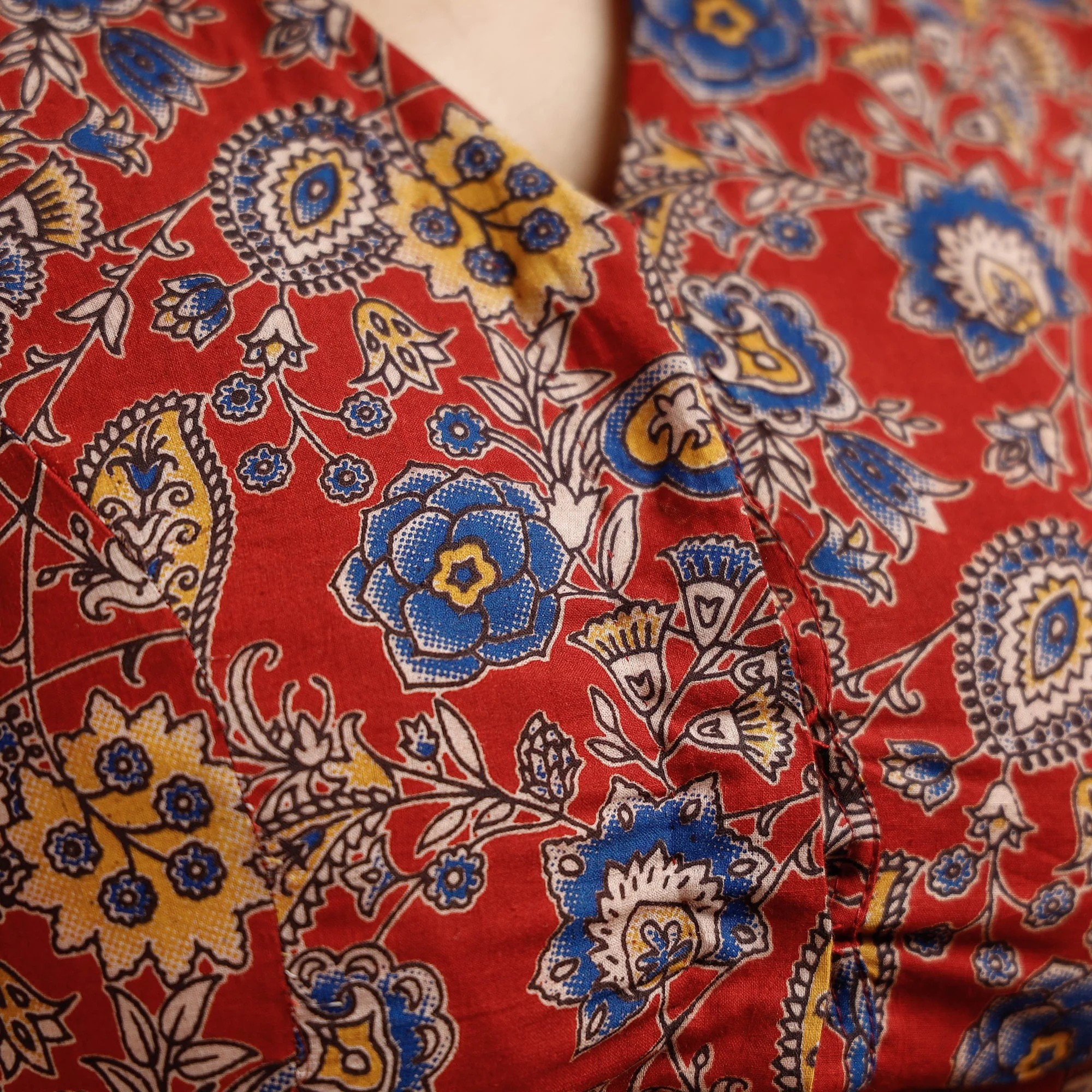 Red - Kalamkari Printed Cotton Stitched Blouse - Image 4