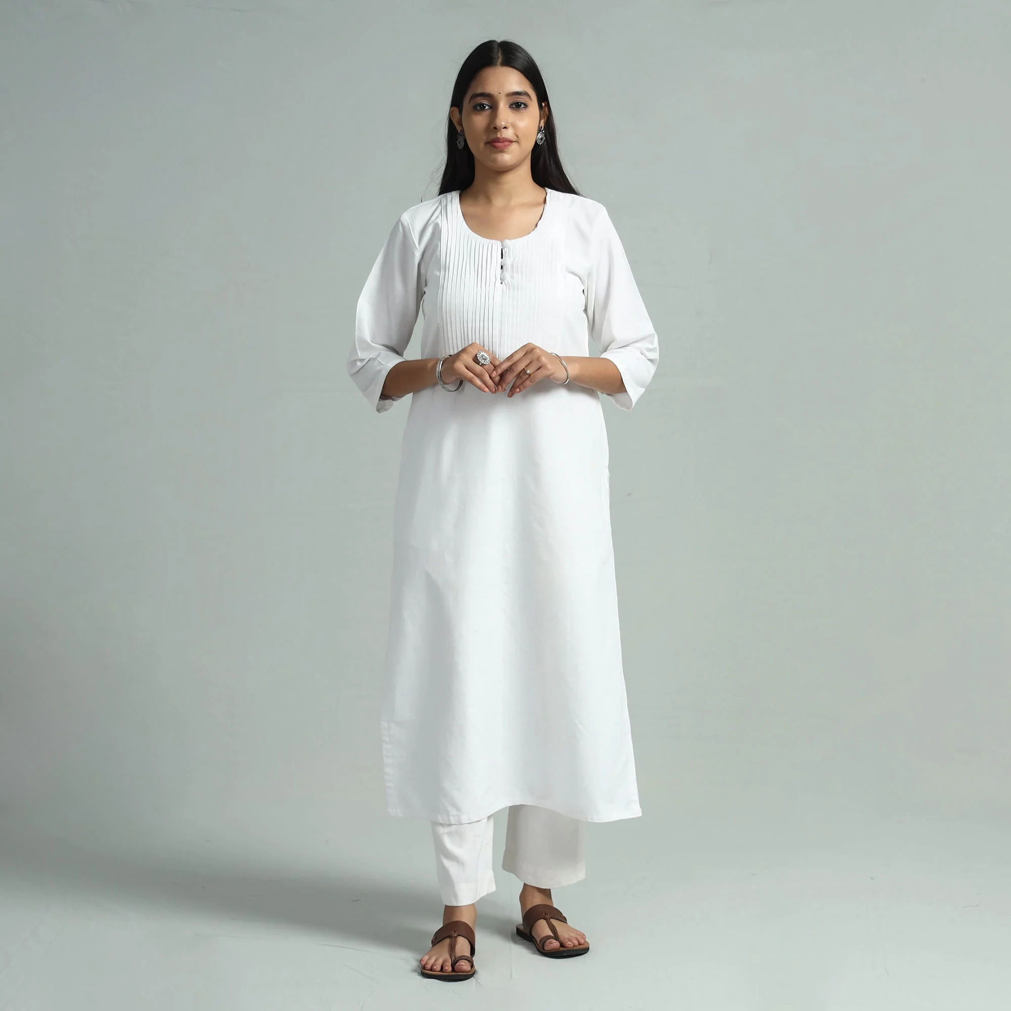 White - Jhiri Handloom Cotton Pintuck Long Kurta - Image 2