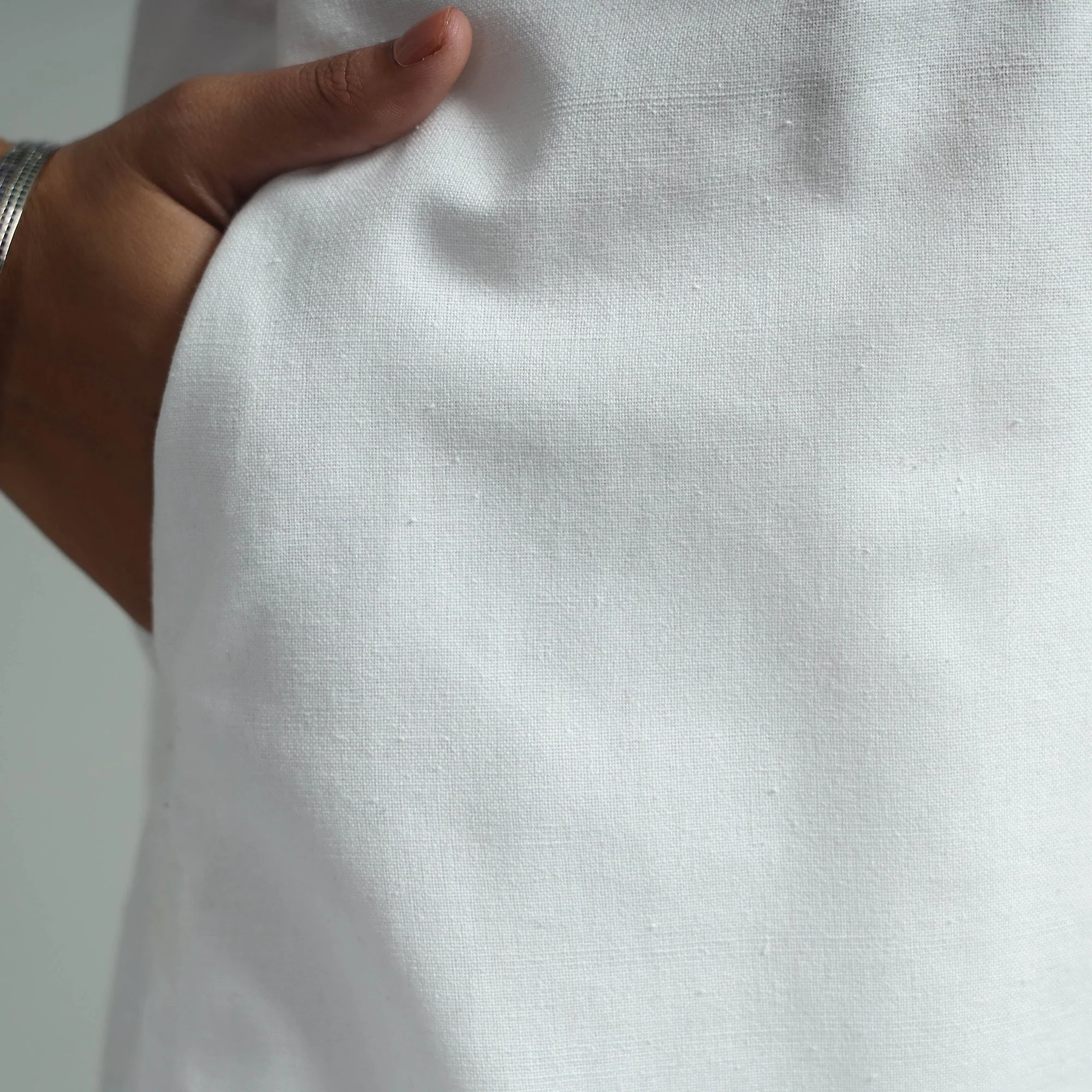 White - Jhiri Handloom Cotton Pintuck Long Kurta - Image 6