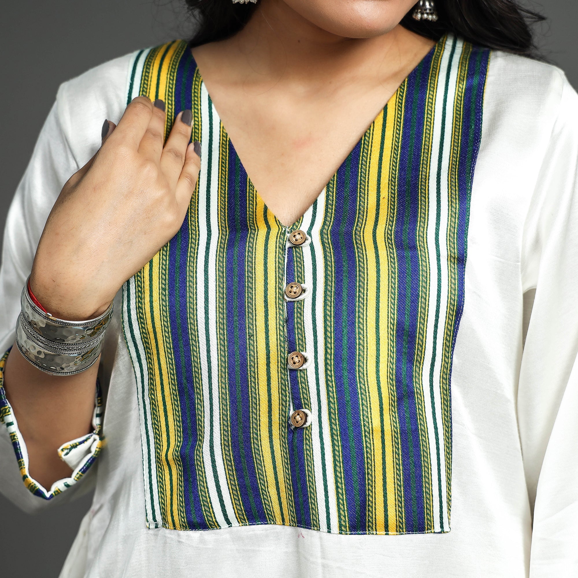 White - Plain Mashru Silk with Patchwork Floral Kurta - Image 4