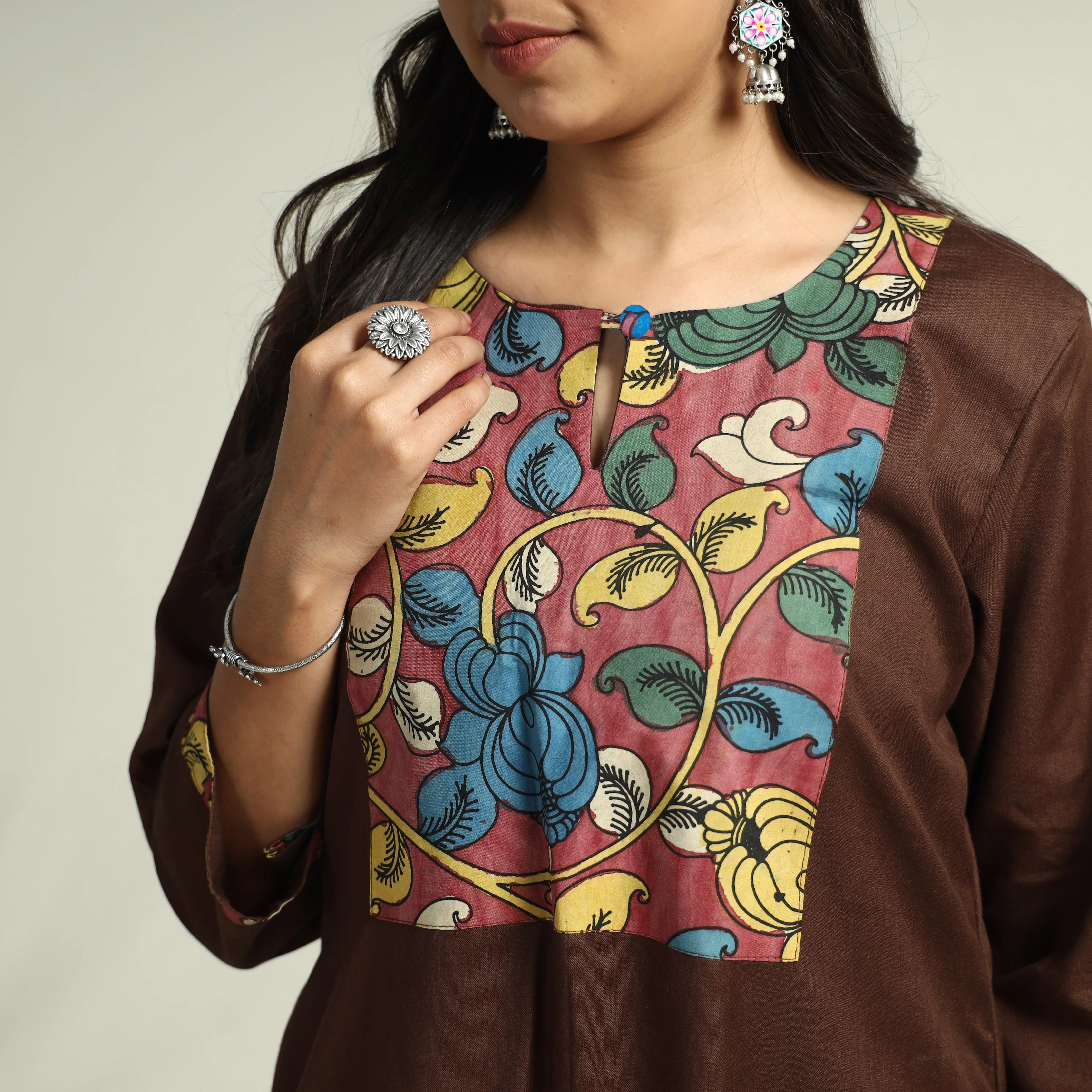 Dark Brown - Srikalahasti Kalamkari Patchwork Plain Linen Cotton A-Line Long Kurta - Image 4