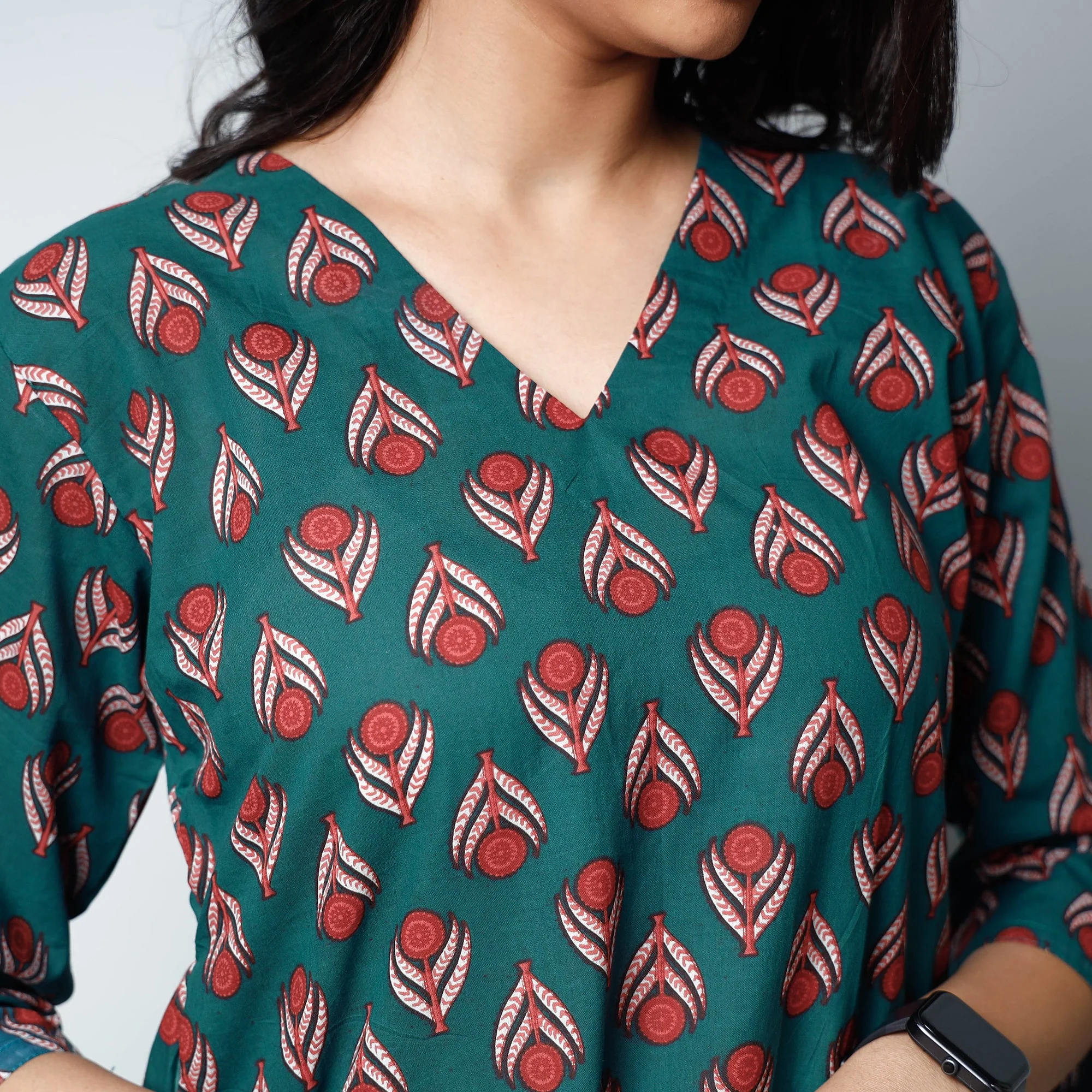 Green - Sanganeri Printed Cotton Long Straight Kurta - Image 5