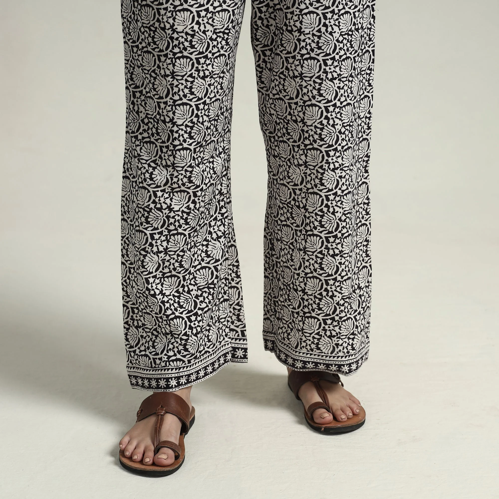 White - Bagh Block Printed Cotton Kurta with Palazzo & Dupatta Set - Image 6