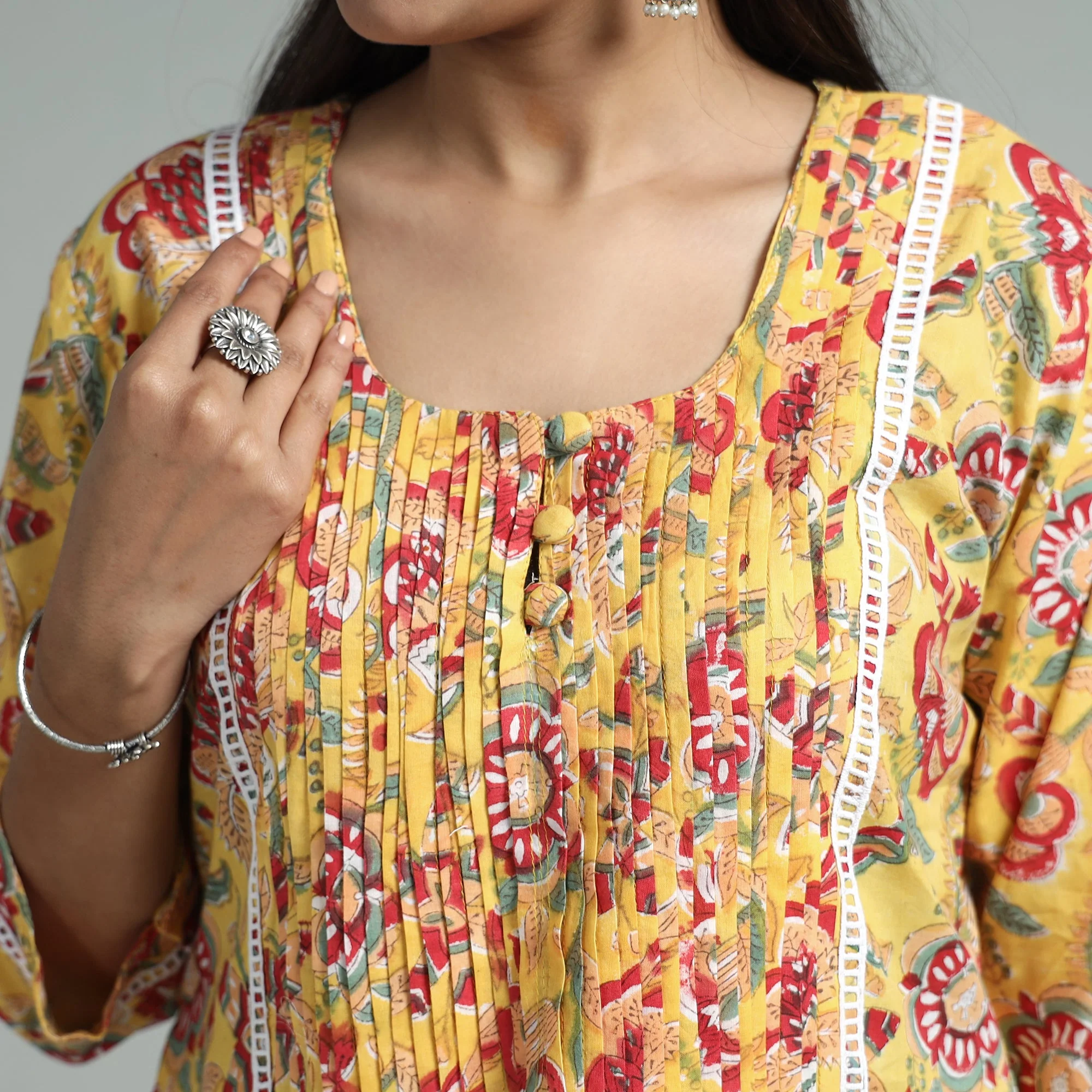 Yellow - Sanganeri Block Printed Cotton Pintuck Straight Kurta with Lace Work - Image 4