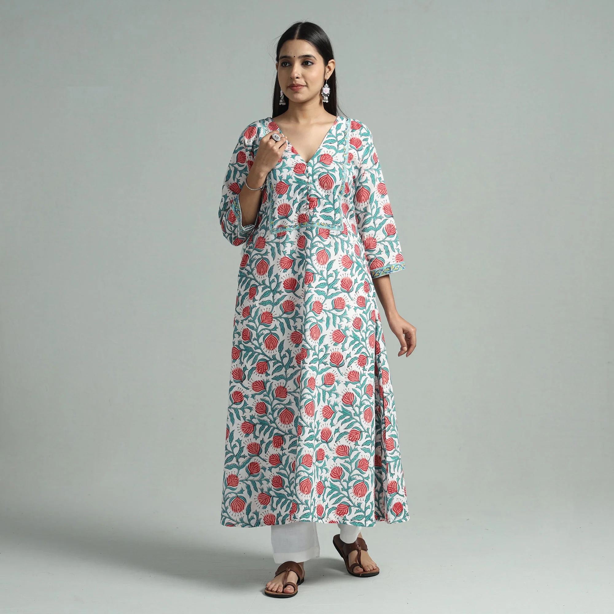 White - Sanganeri Block Printed Cotton Straight Kurta - Image 2