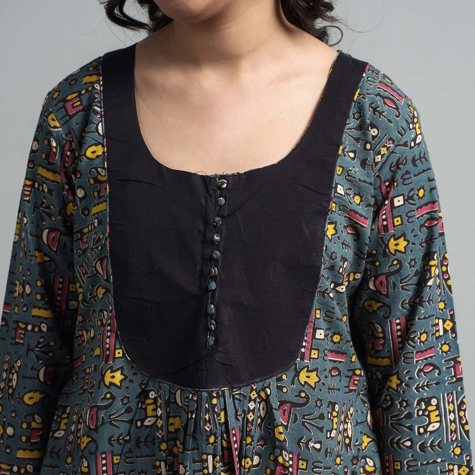 Dark Grey - Kalamkari Printed Cotton A-Line Long Kurta with Patchwork - Image 5