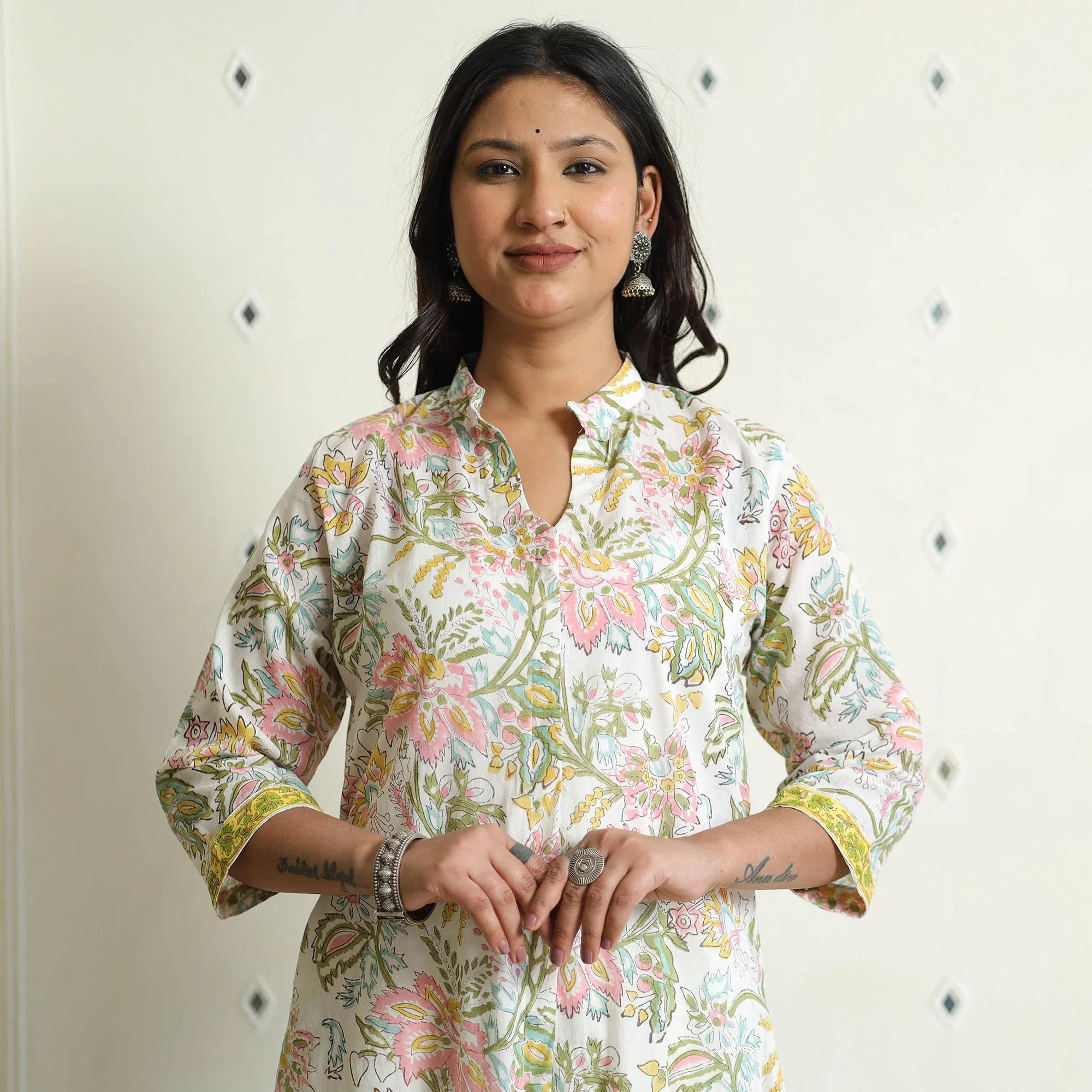 White - Sanganeri Block Printed Mul Cotton A-Line Kurta - Image 2