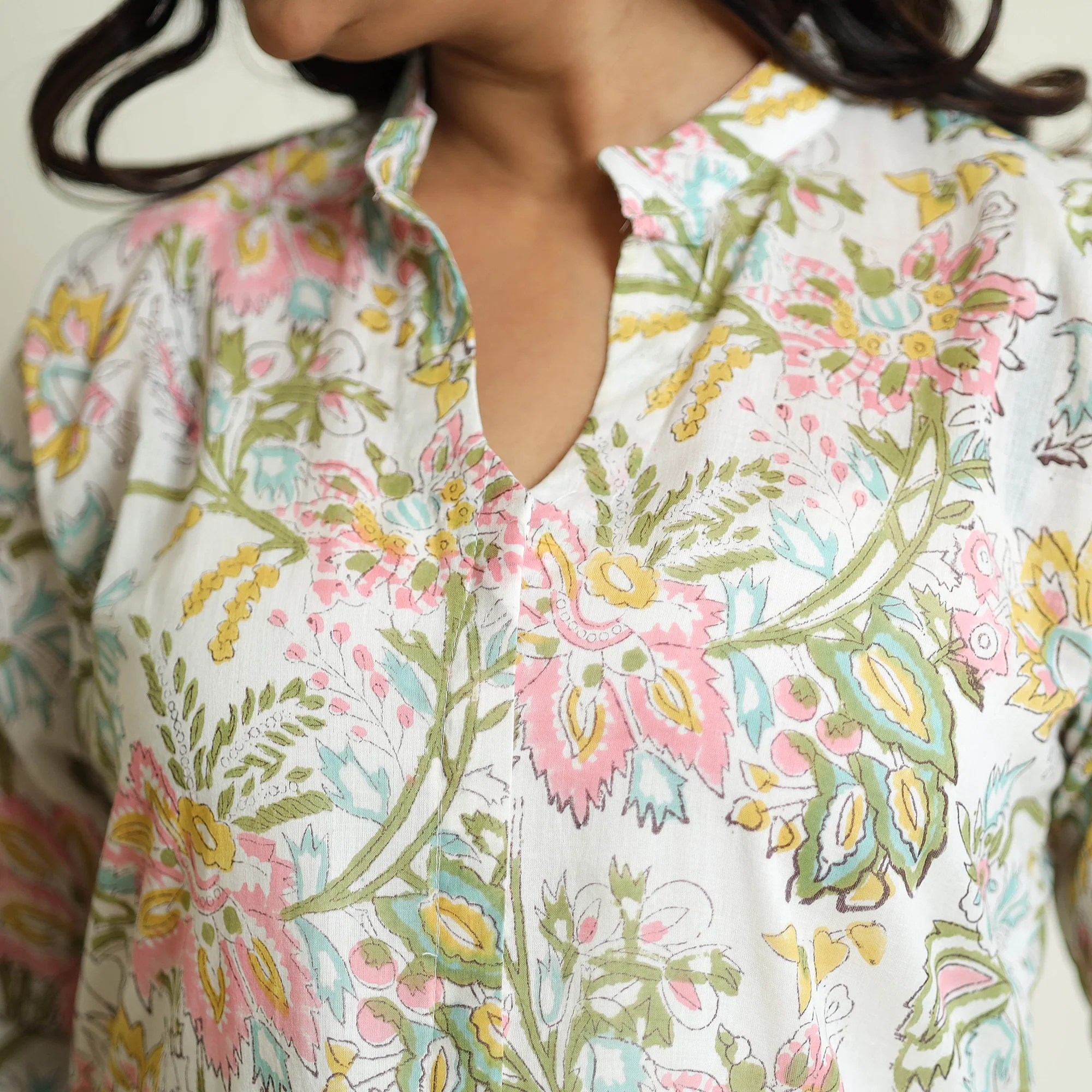 White - Sanganeri Block Printed Mul Cotton A-Line Kurta - Image 5