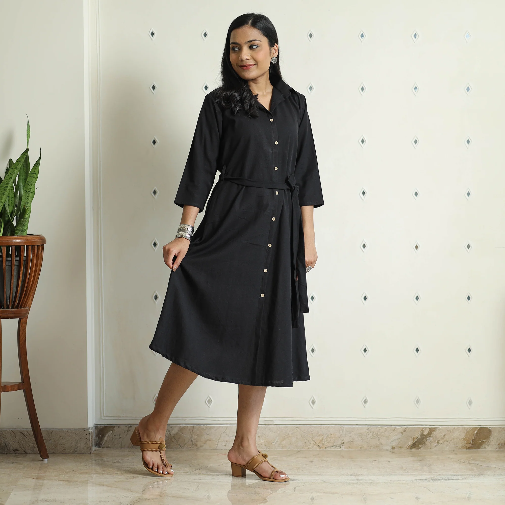 Black - Plain Flex Cotton Collared Neck Buttoned Down Dress - Image 4