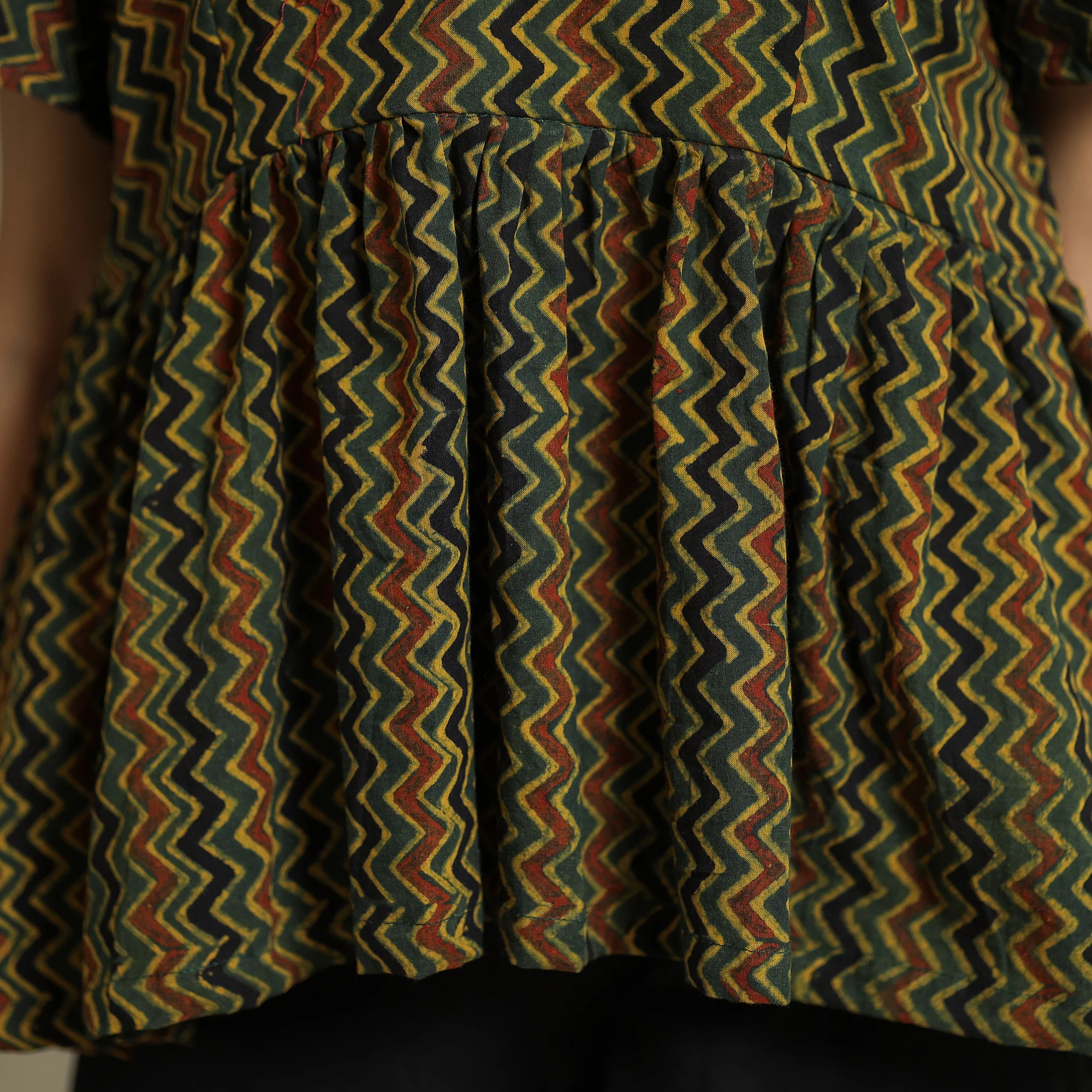 Green - Ajrakh Block Printed Cotton Crop Top 08 - Image 5