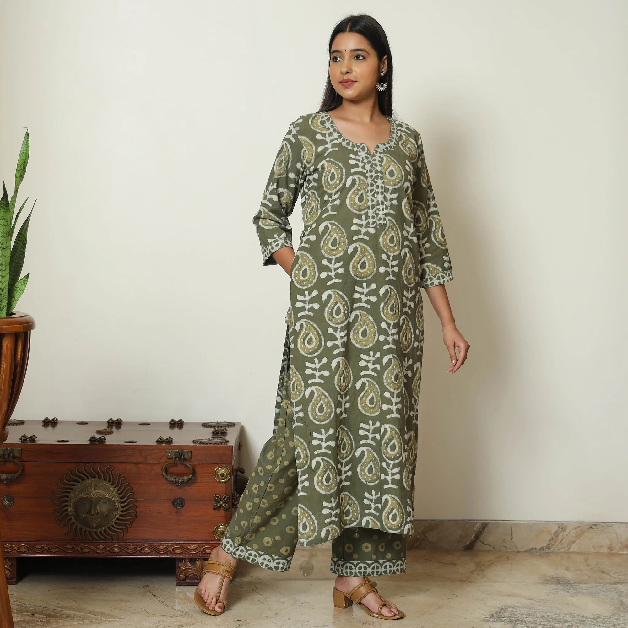 Green - Bagru Block Printed Cotton Kurta with Palazzo & Kota Doria Dupatta Set 13 - Image 4