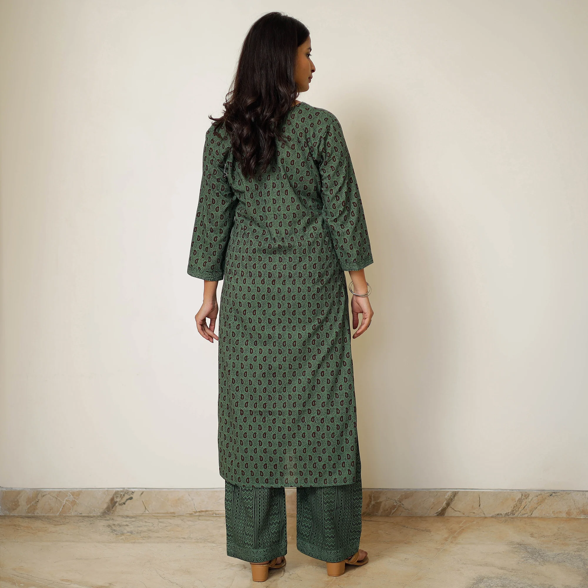 Green - Bagh Block Printed Cotton Kurta with Palazzo & Dupatta Set 04 - Image 7
