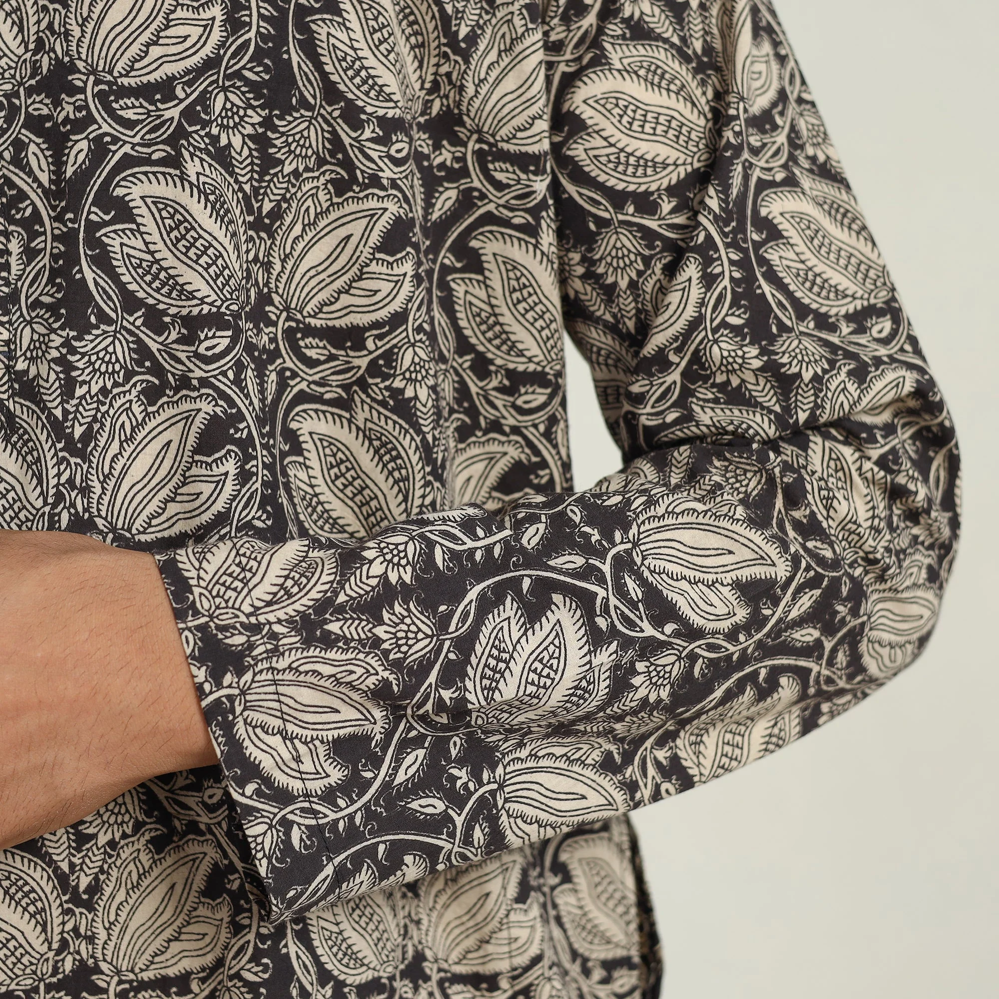 Kalamkari Printed Cotton Men Short Kurta 13 - Image 7