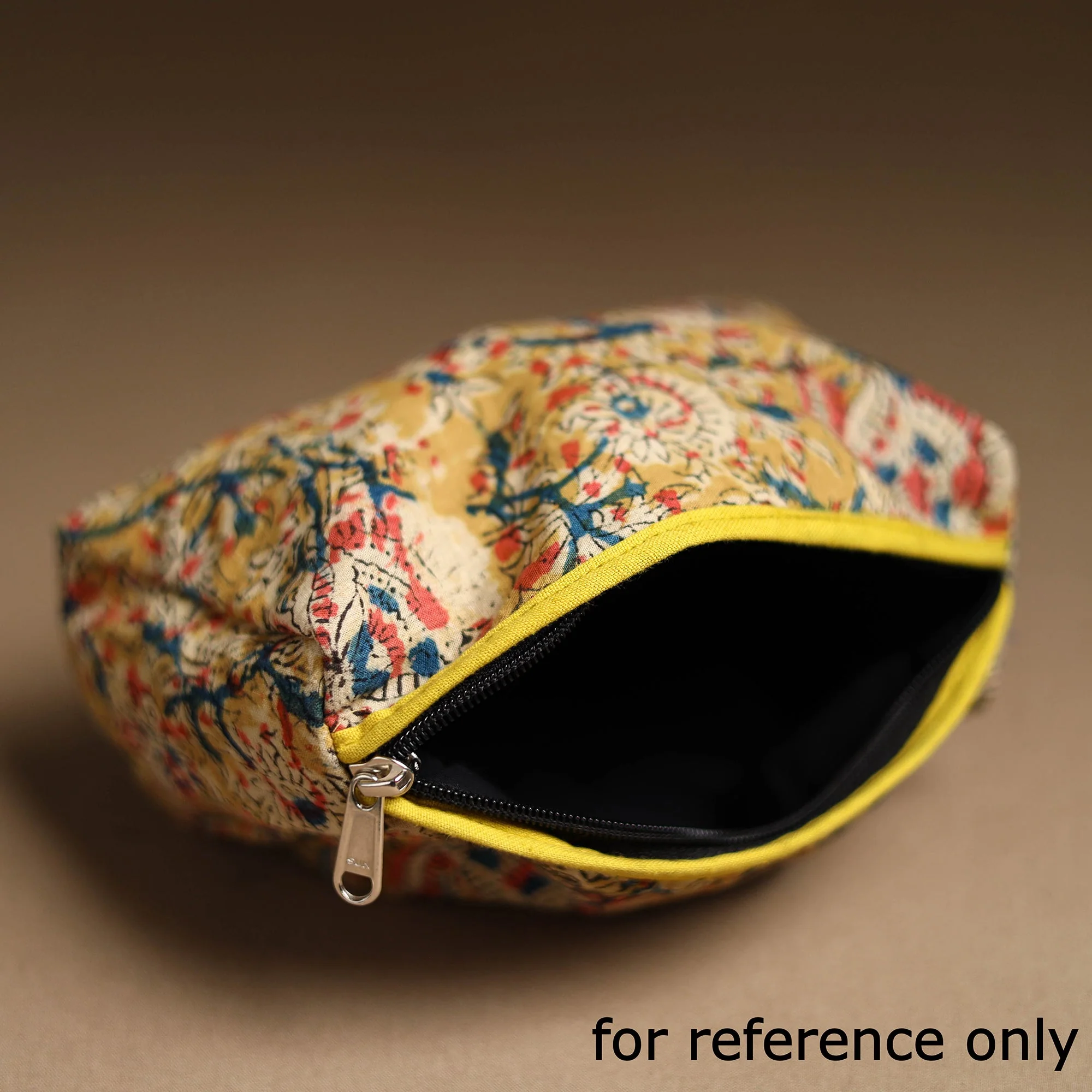 Green - Handmade Cotton Toiletry Pouch 02 - Image 3