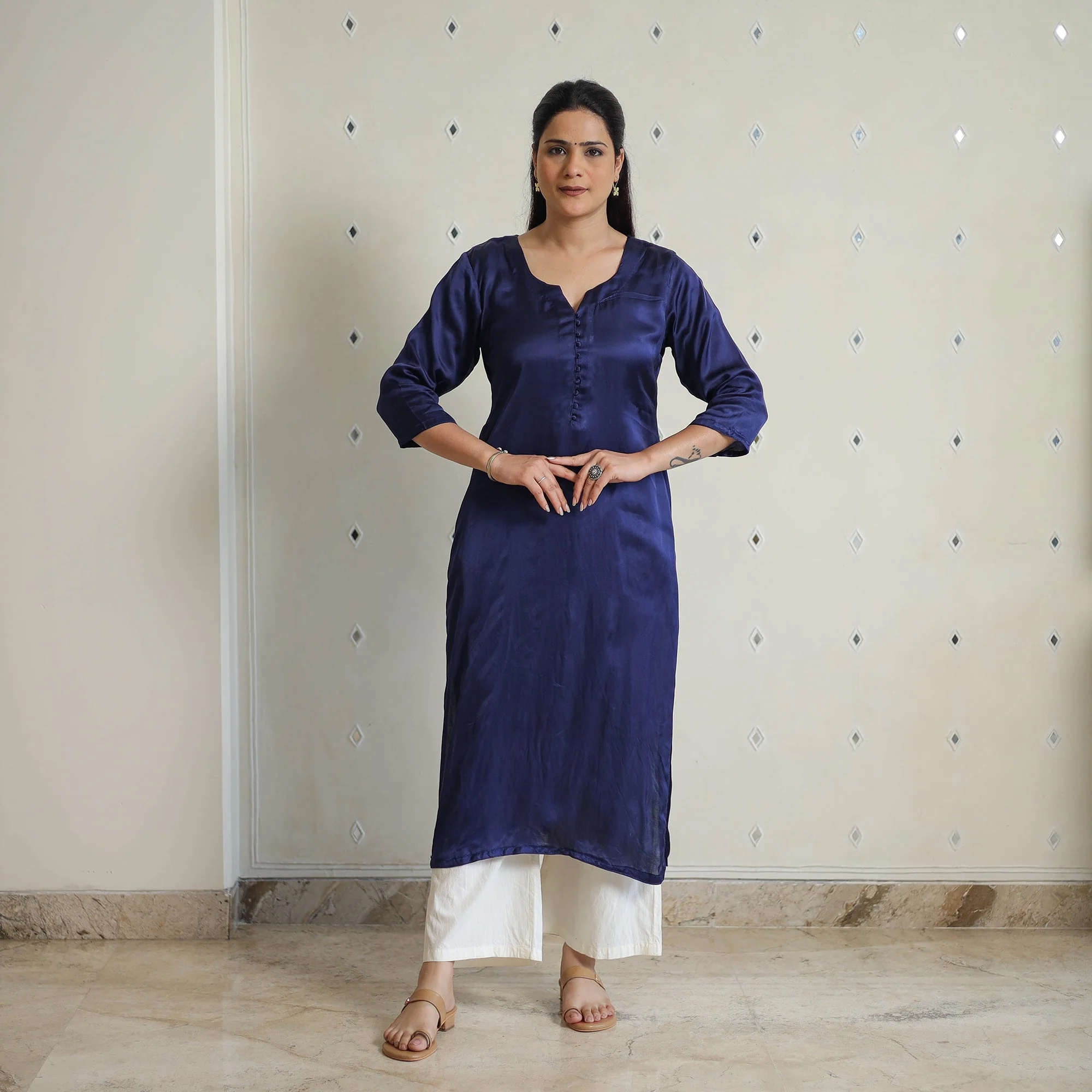 Jasleen Navy Blue Modal Silk Plain Straight Kurta - Image 3