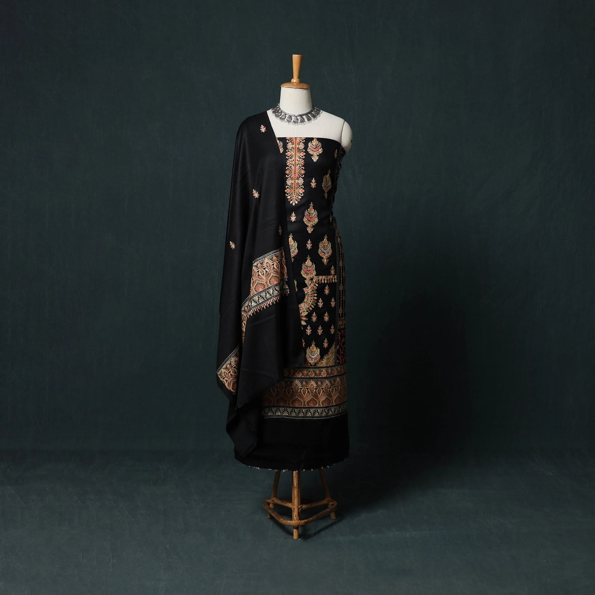Black - 3pc Heavy Chain Stitch Embroidered Wool Unstitched Dress Material Suit Set 39