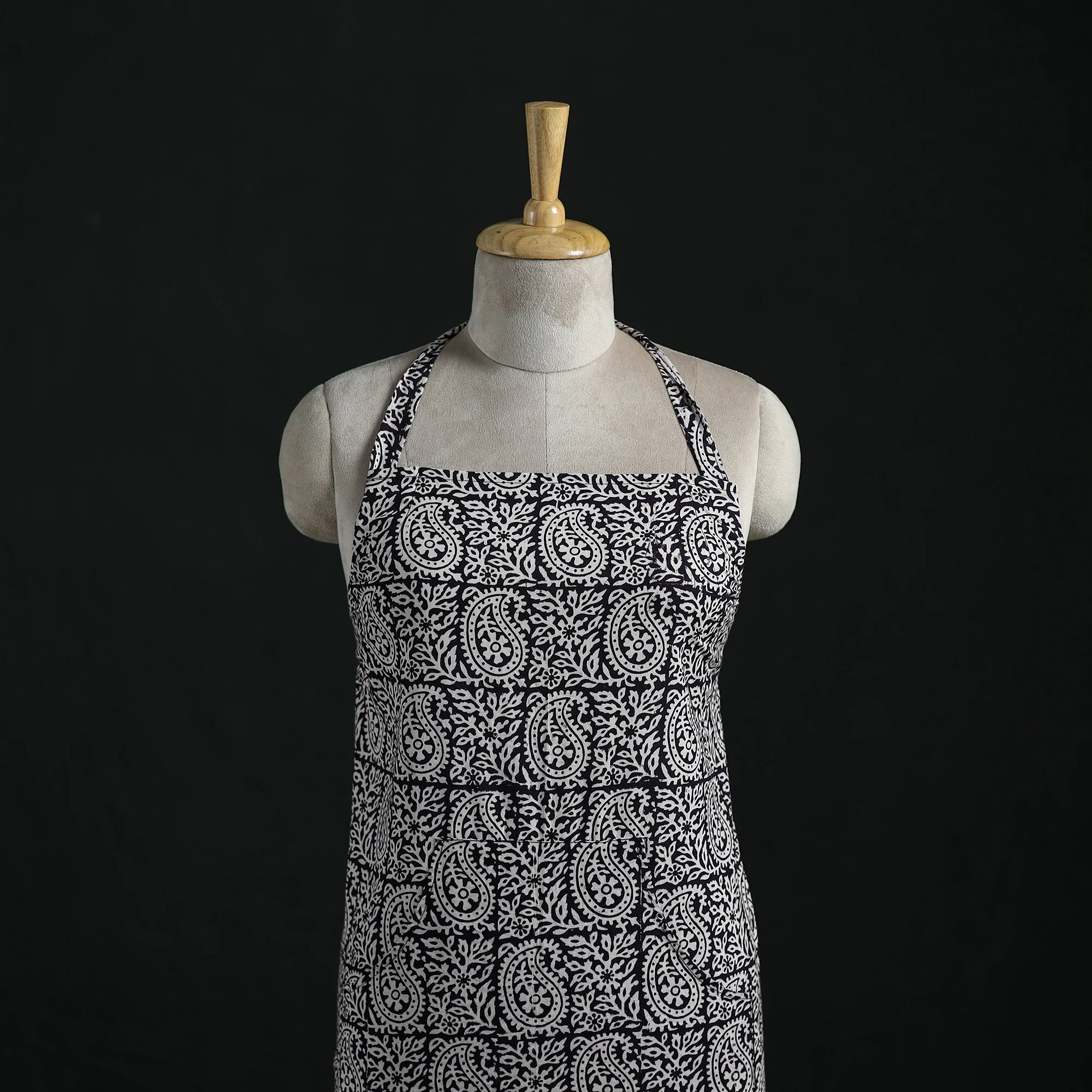White - Bagh Hand Block Print Cotton Apron with Pocket 06 - Image 2