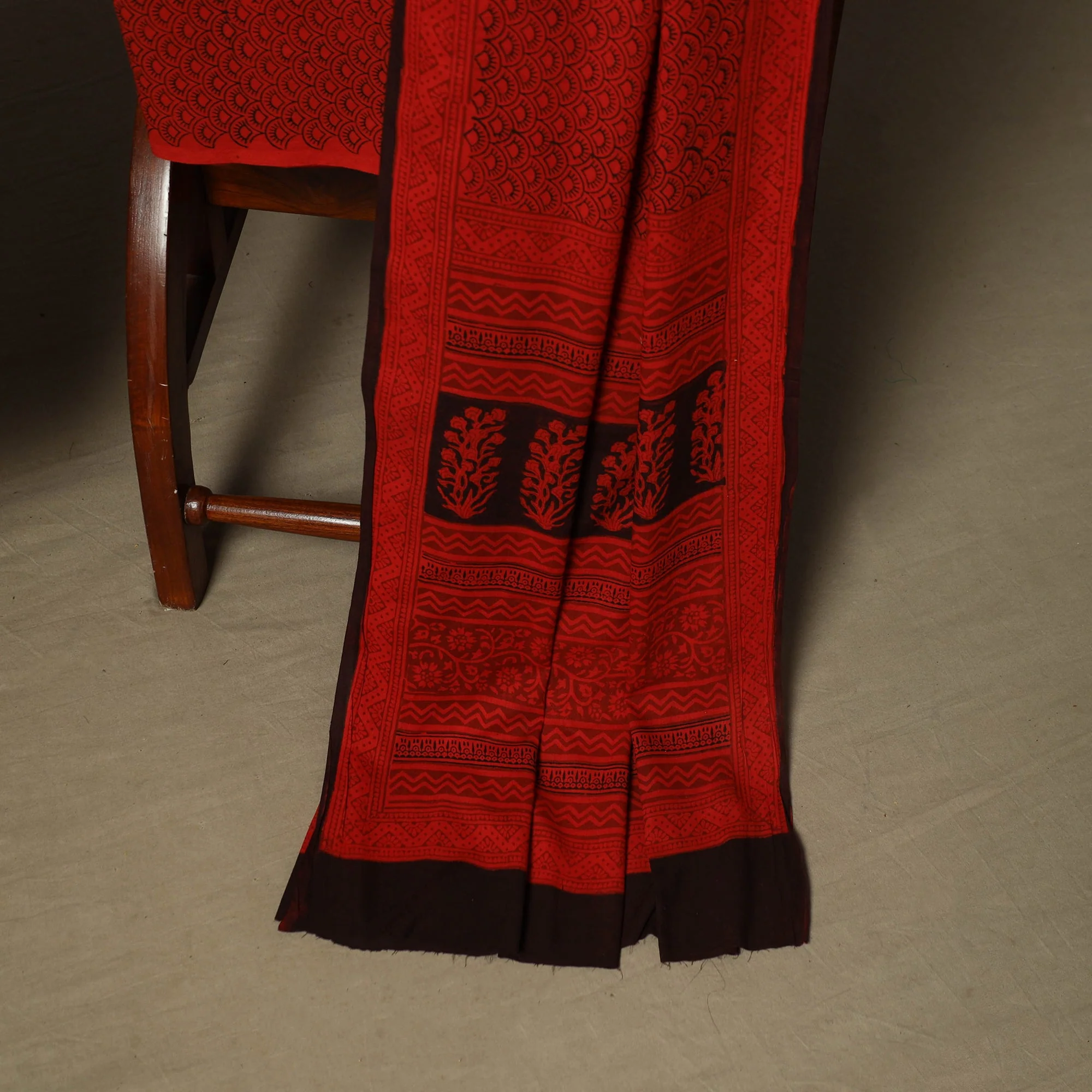 Bagh Hand Block Print Natural Dyed Cotton 3pc Unstitched Dress Material Suit Set 04 - Image 4