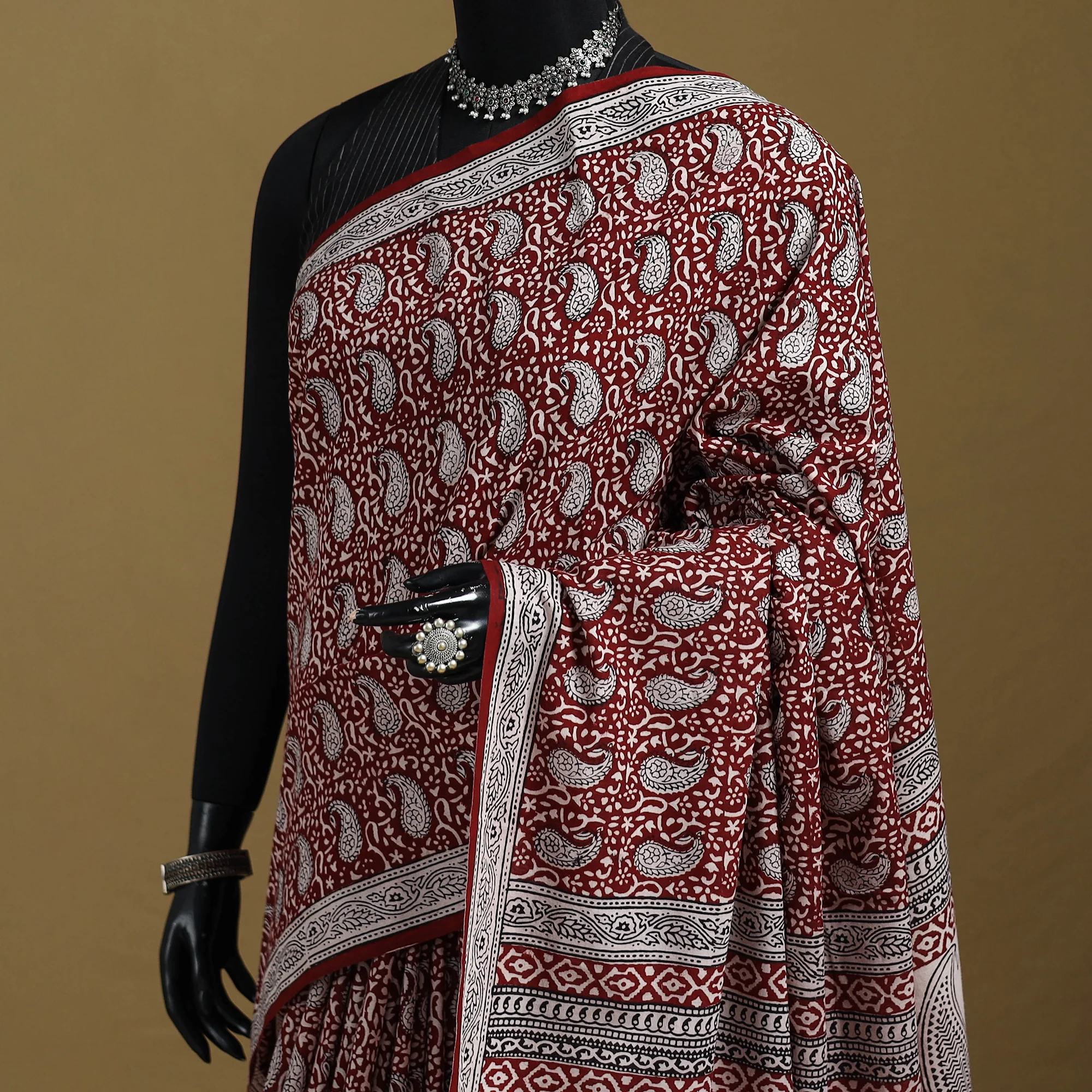 Red - Bagh Hand Block Print Natural Dyed Cotton Saree 17 - Image 2