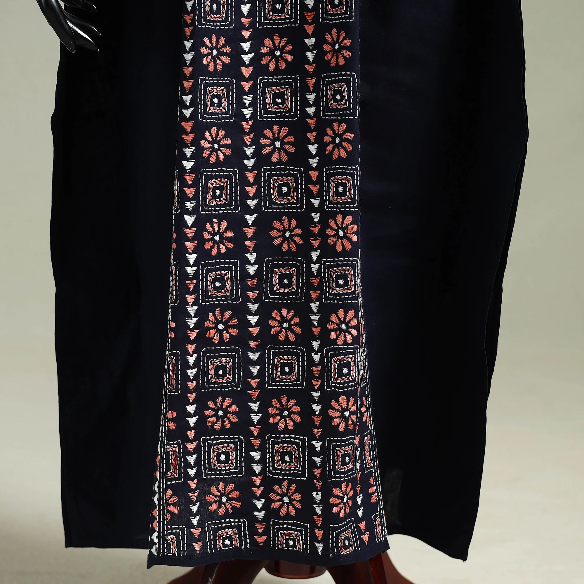 Black - Bengal Kantha Hand Embroidery Cotton Long Kaftan 08 - Image 4
