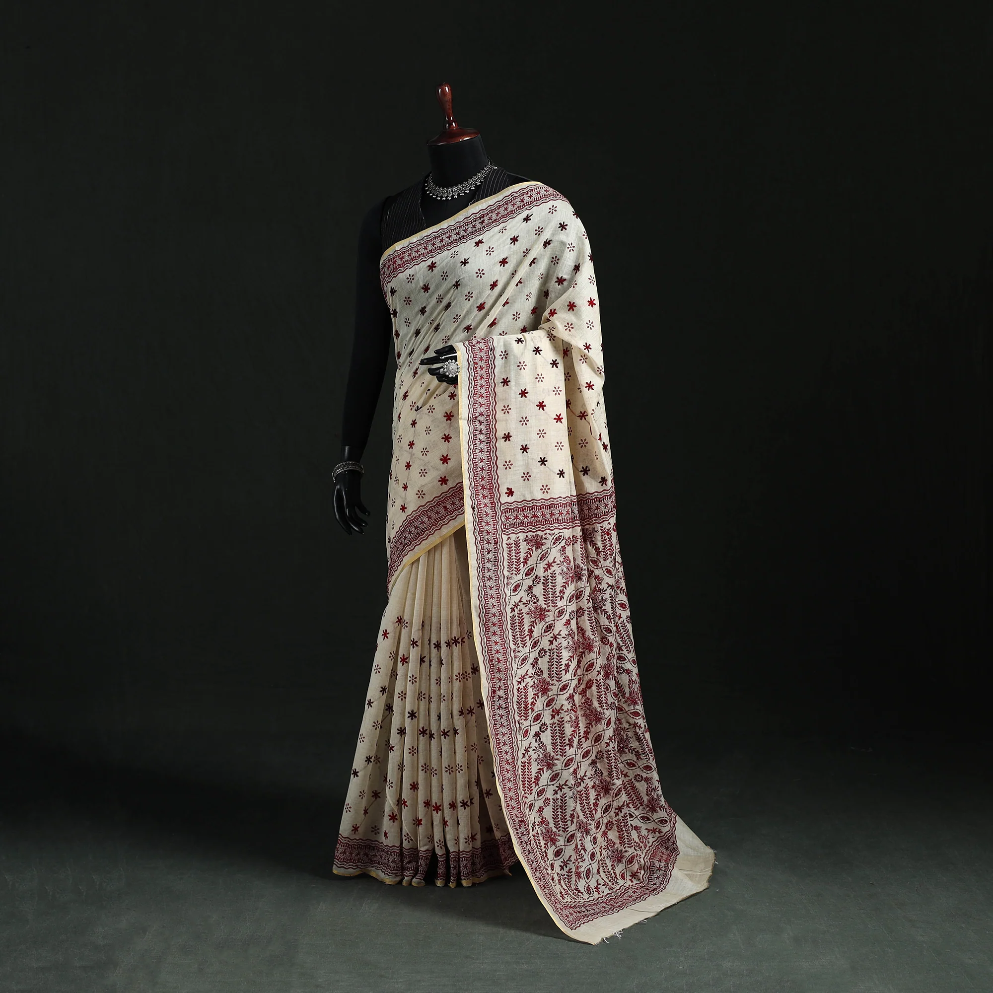 White - Bengal Kantha Hand Embroidery Silk Cotton Chapa Work Saree 03