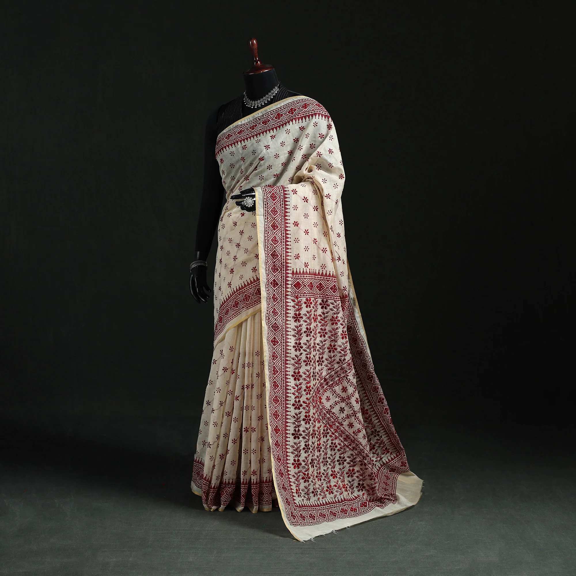 White - Bengal Kantha Hand Embroidery Silk Cotton Chapa Work Saree 21