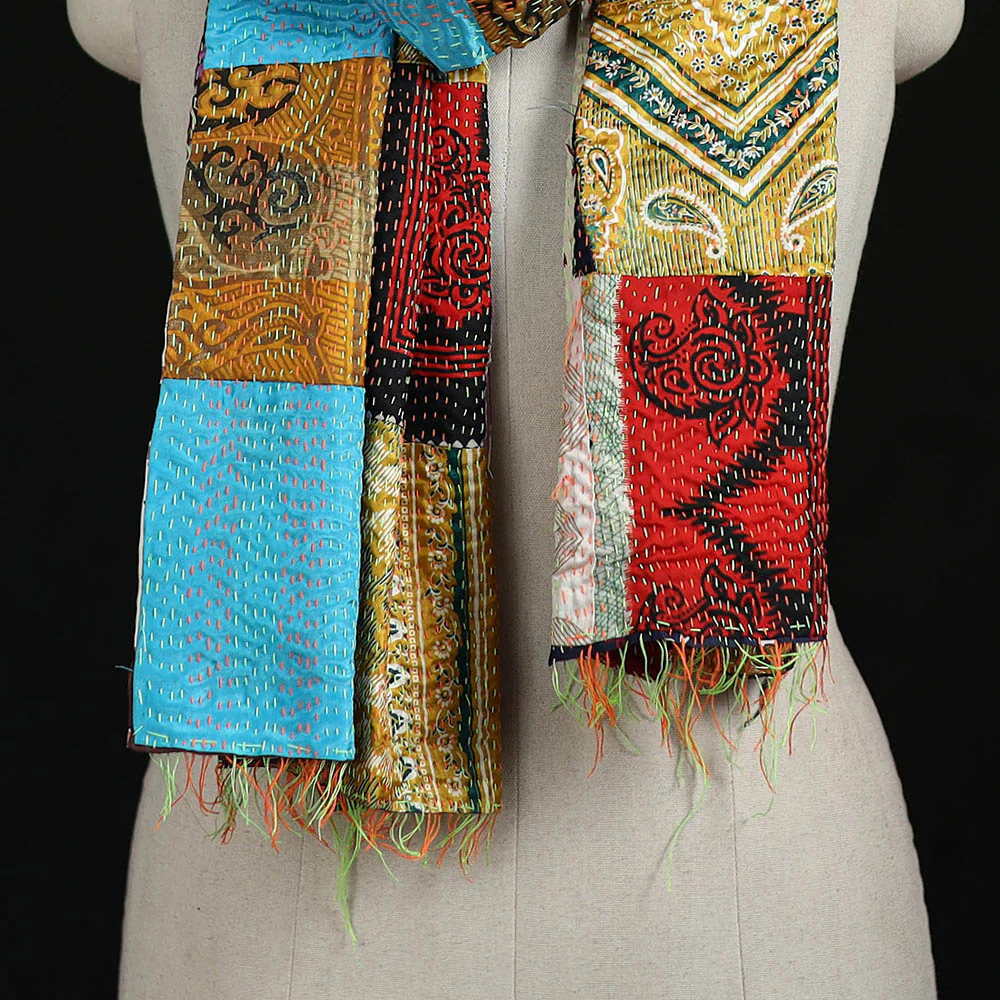Bengal Kantha Handwork Patchwork Reversible Silk Stole 03 - Image 2