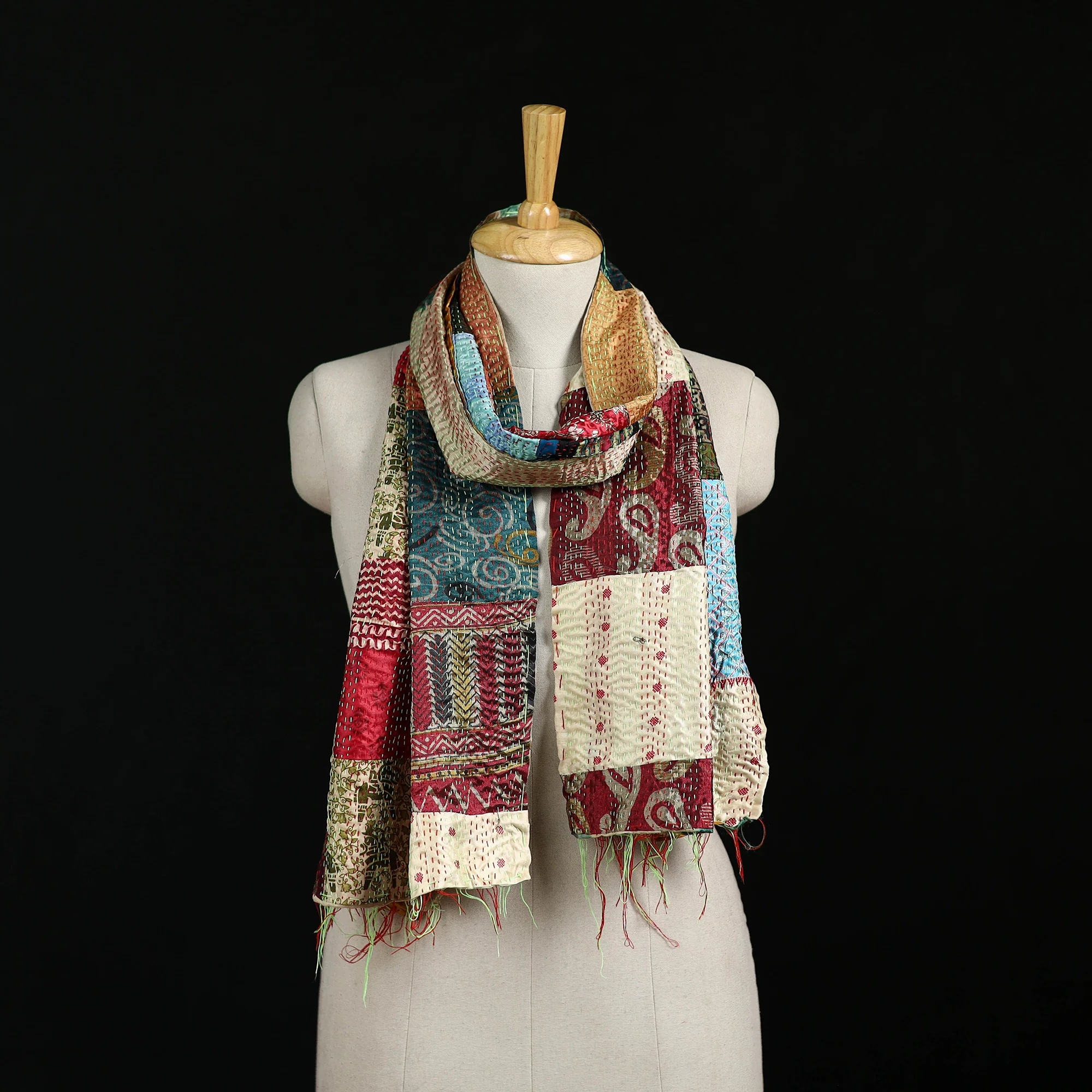 Bengal Kantha Handwork Patchwork Reversible Silk Stole 140