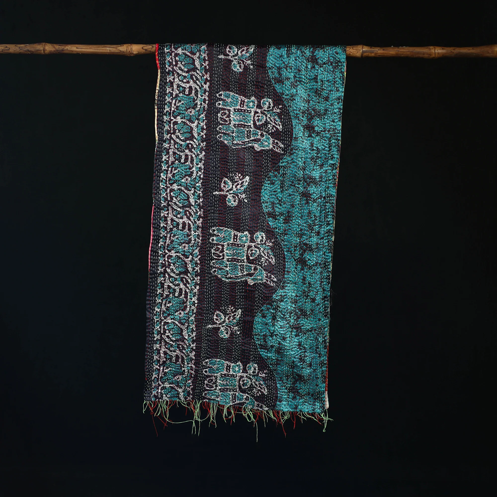 Bengal Kantha Handwork Patchwork Reversible Silk Stole 176 - Image 3