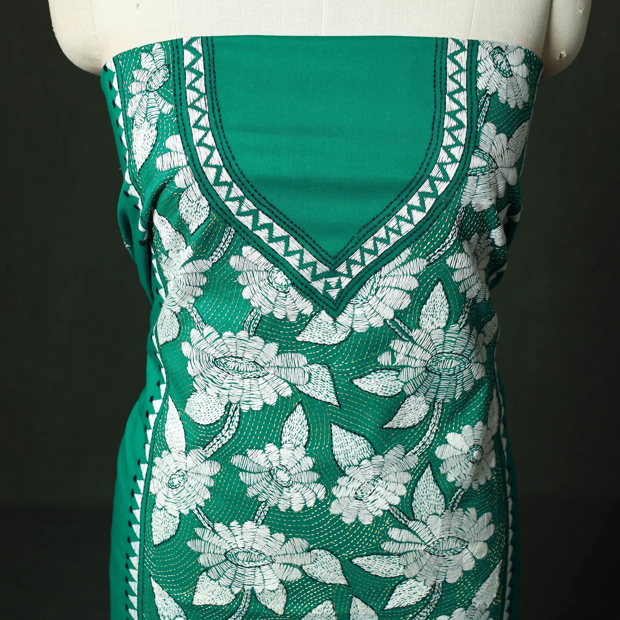 Bengal Nakshi Kantha Hand Embroidered Cotton Unstitched Kurta Material (2.7M) 06 - Image 3