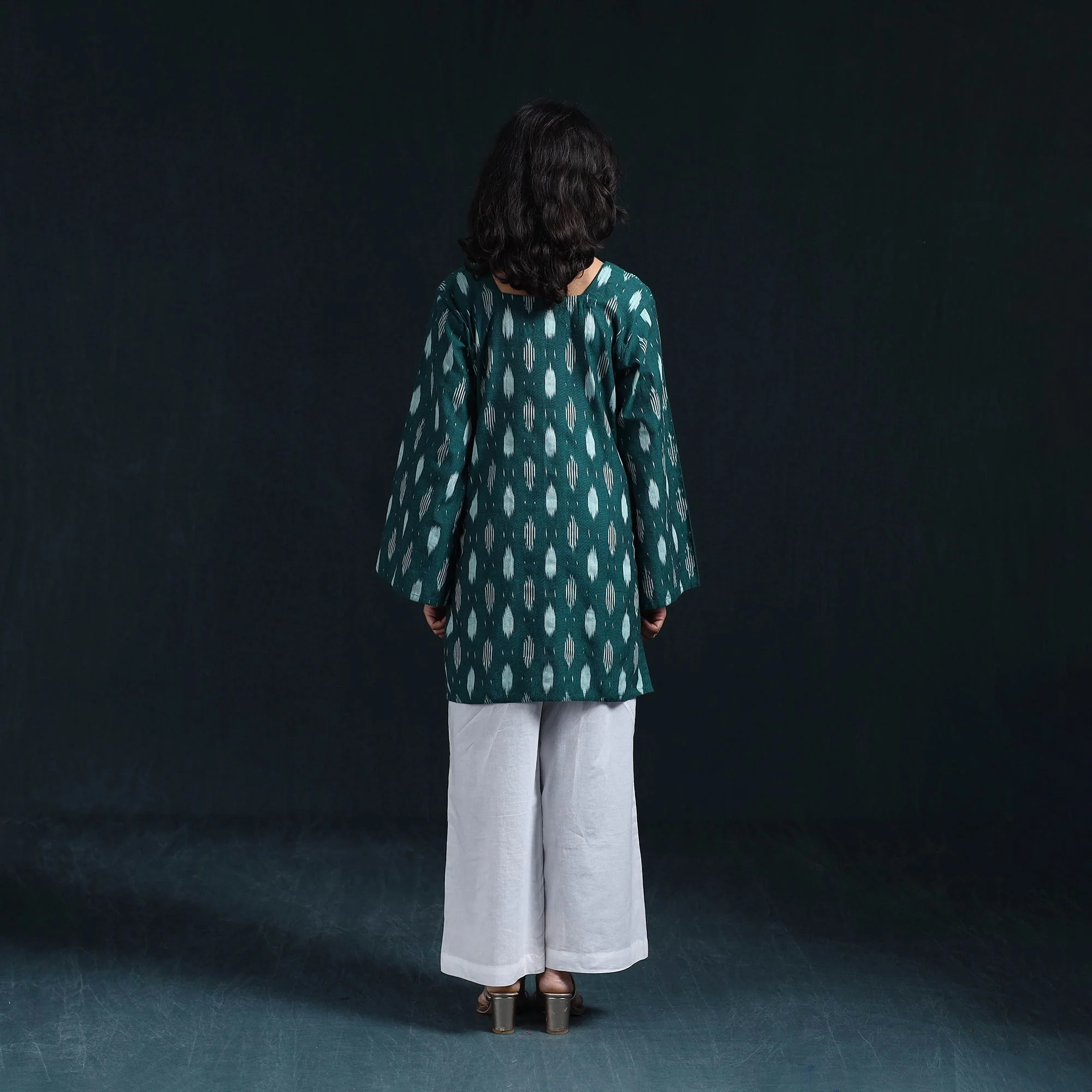 Green - Cotton Short Pochampally Ikat Kurta for women 14 - Image 5