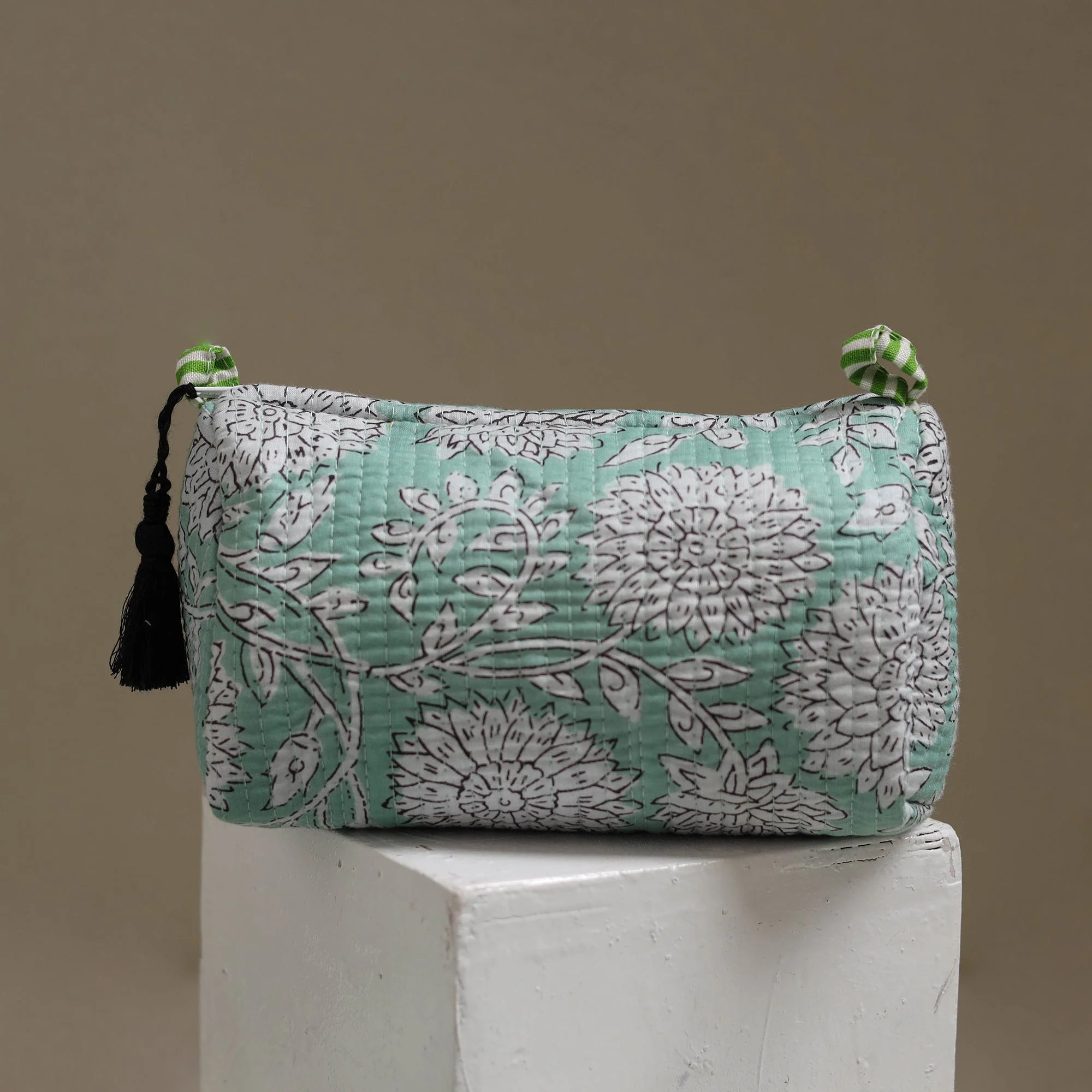 Green - Floral Hand Block Print Quilted Toiletry Bags (Set of 3) 01 - Image 2