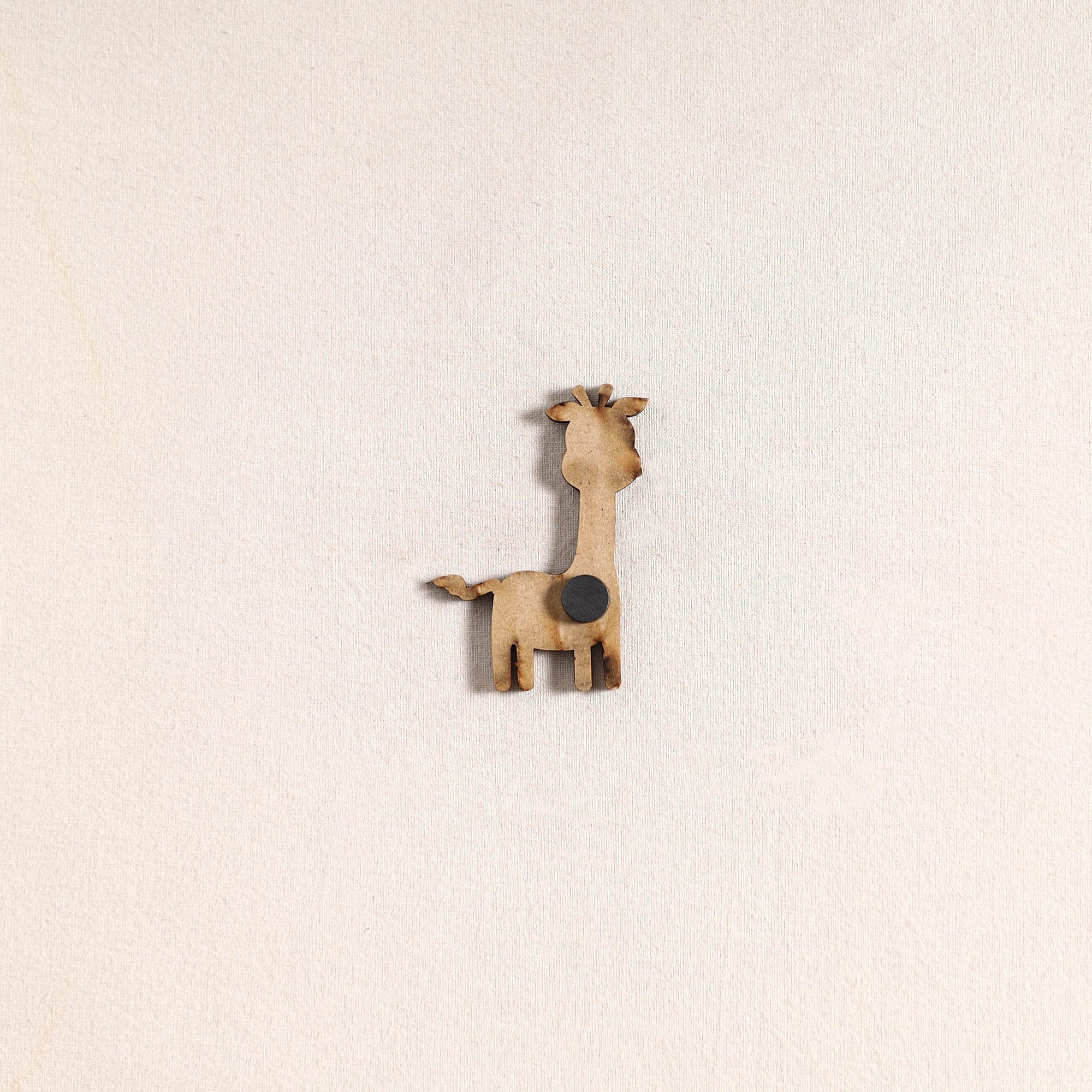 Giraffe Handpainted Fridge Magnet 54 - Image 3