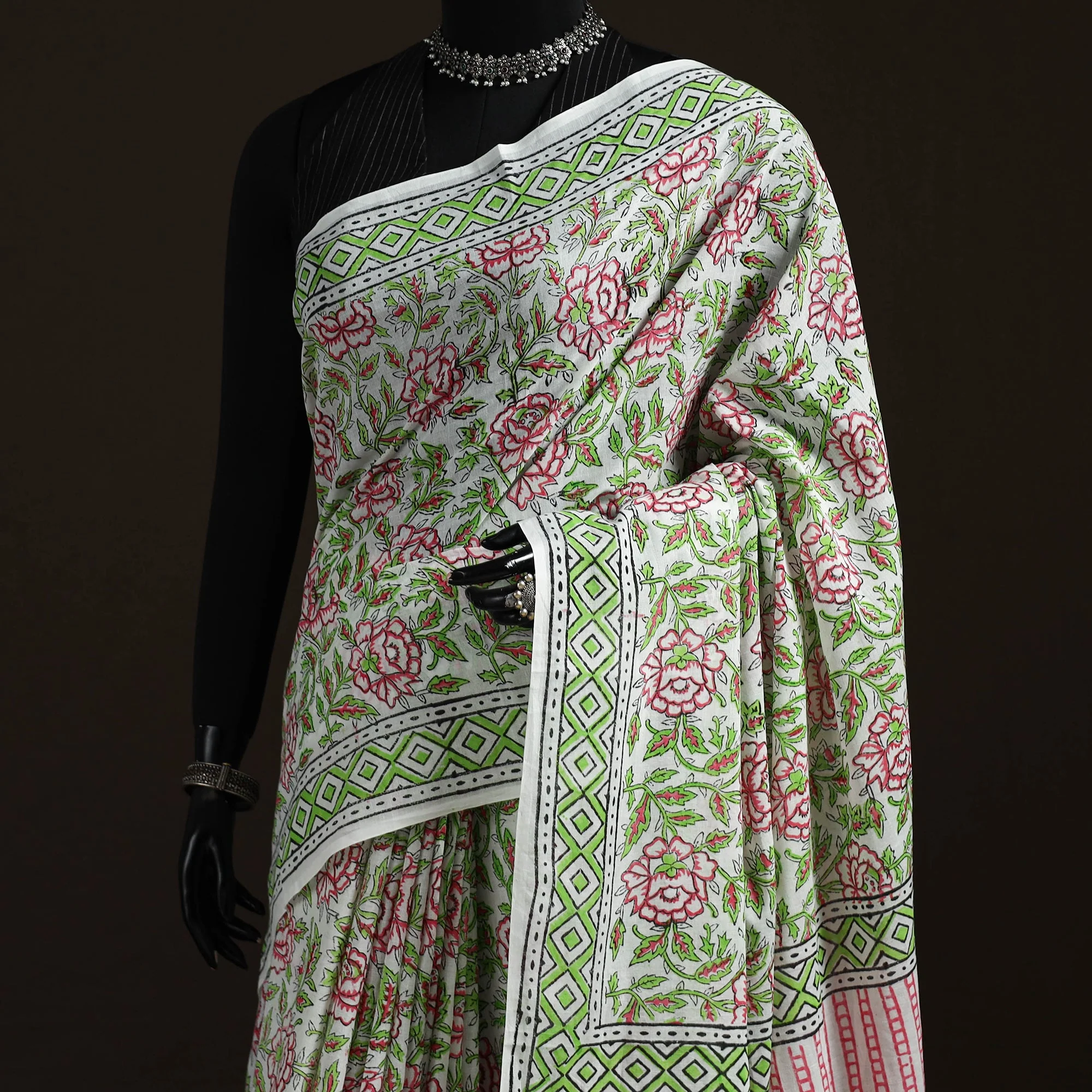 Green - Hand Block Pure Mul Cotton Sanganeri Floral Print Saree 29 - Image 2