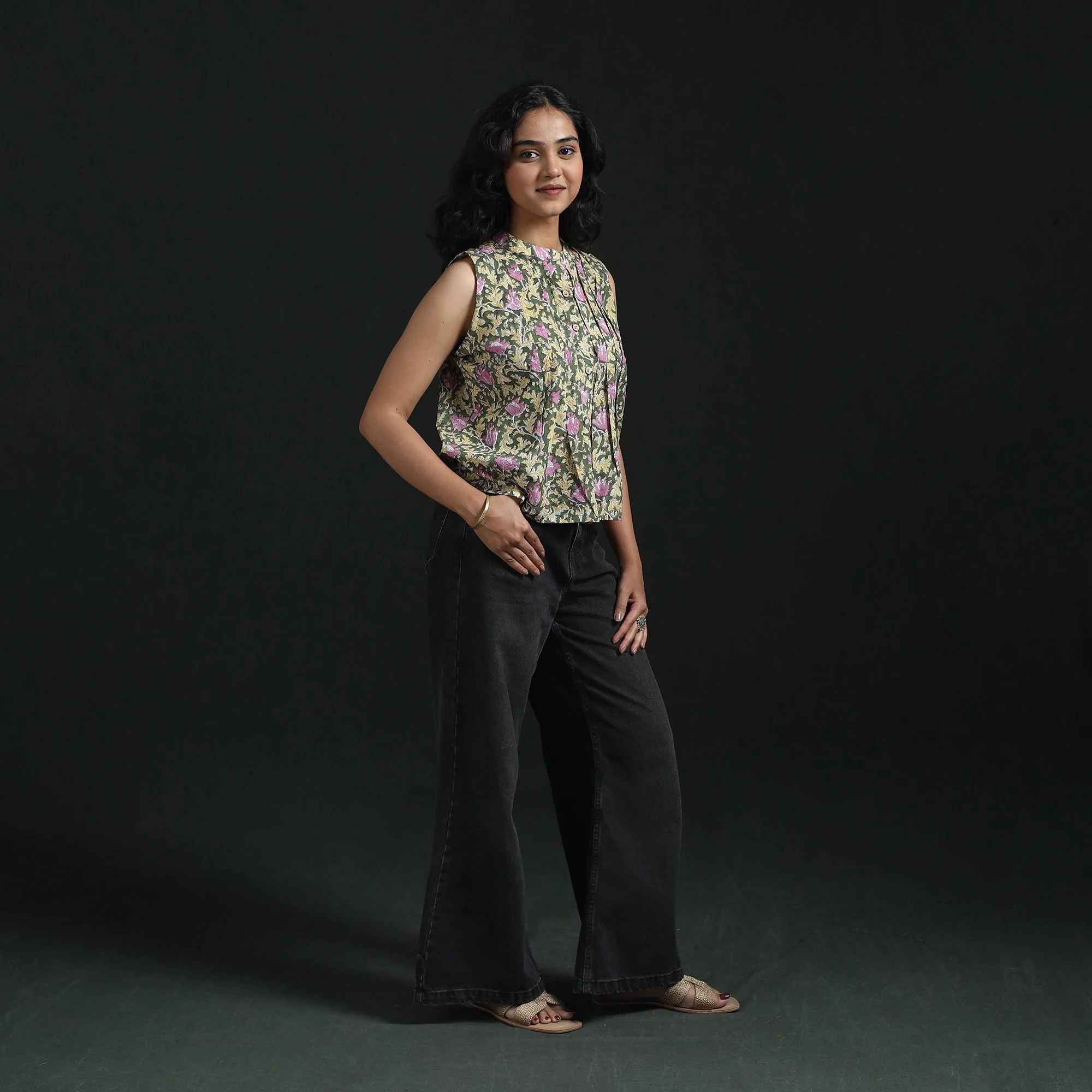 Green - Hand Block Sanganeri Print Cotton Floral Crop Top 17 - Image 4