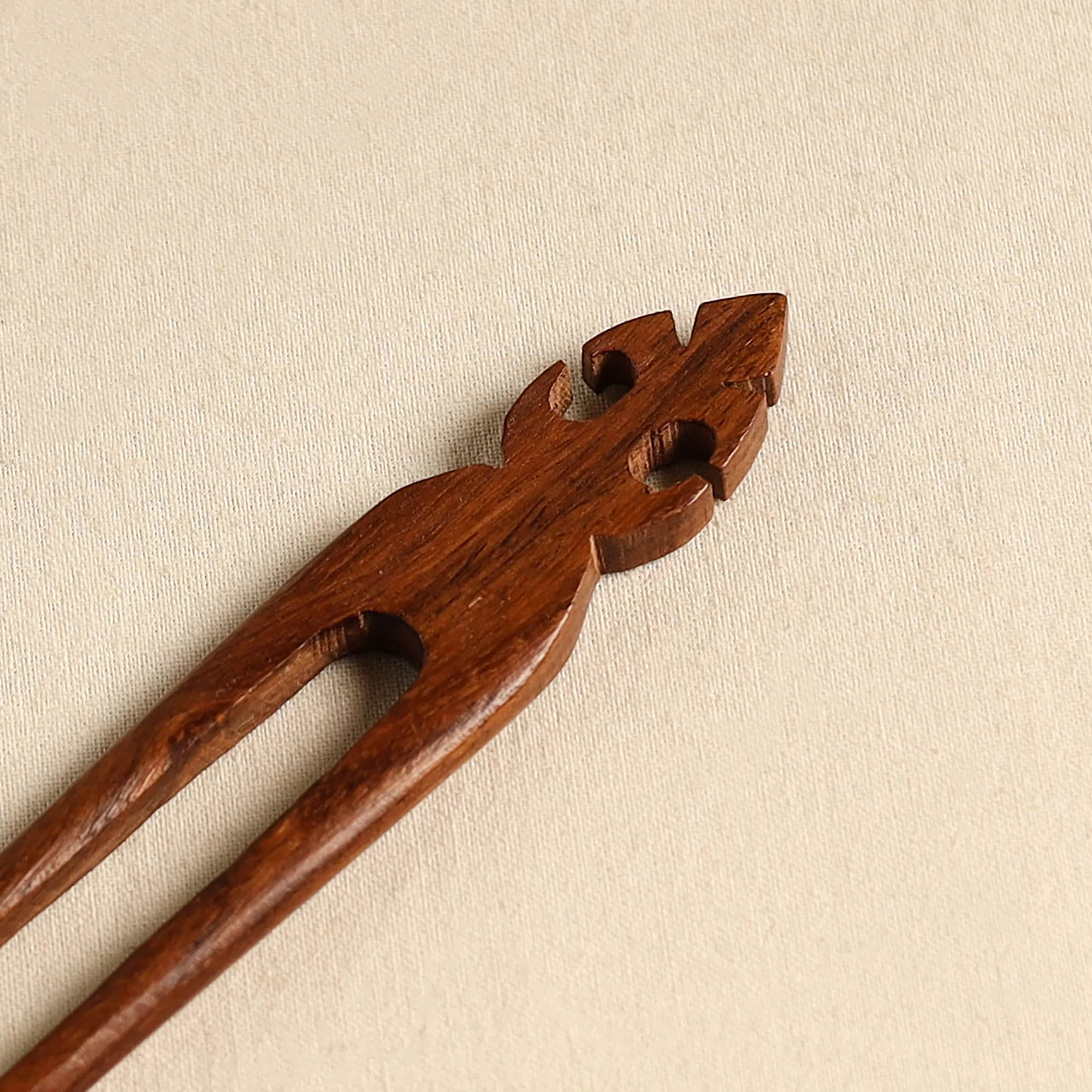 Hand Carved Sheesham Wood Juda Stick 40 - Image 2
