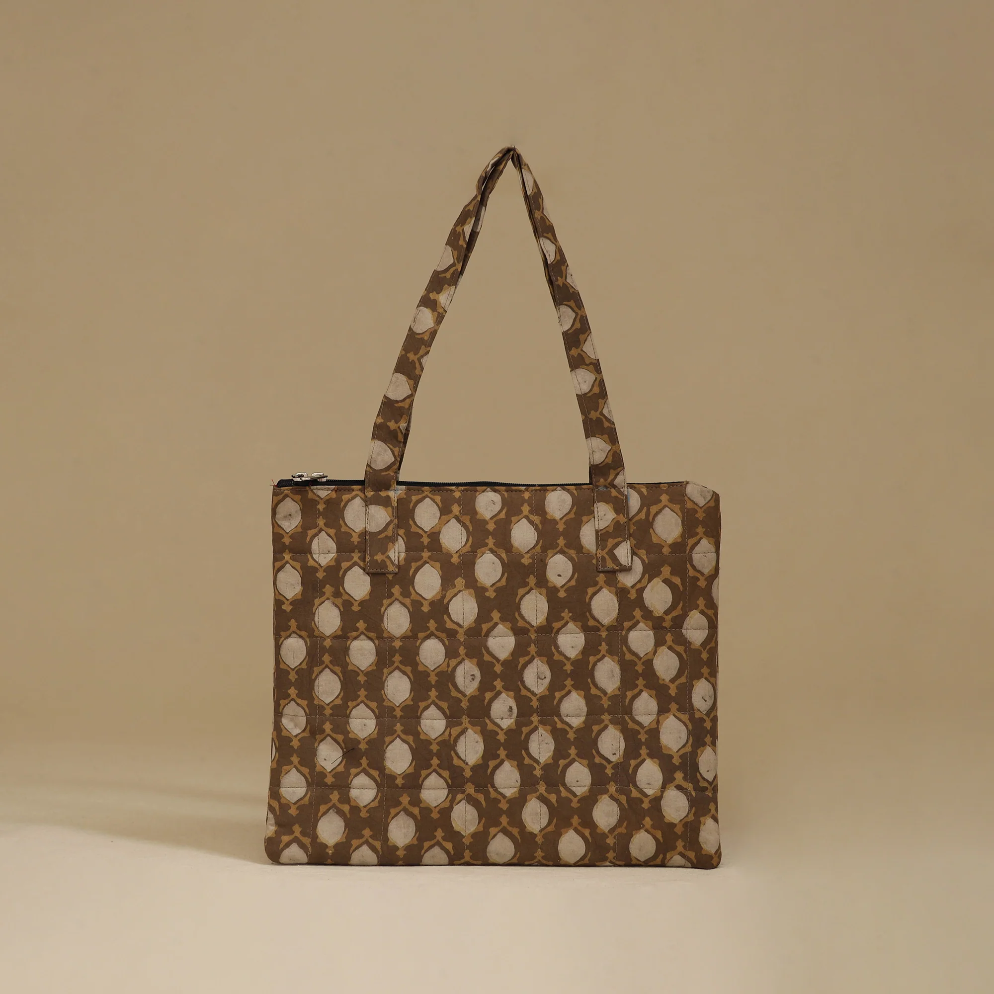 Handcrafted Cotton Quilted Handbag 08