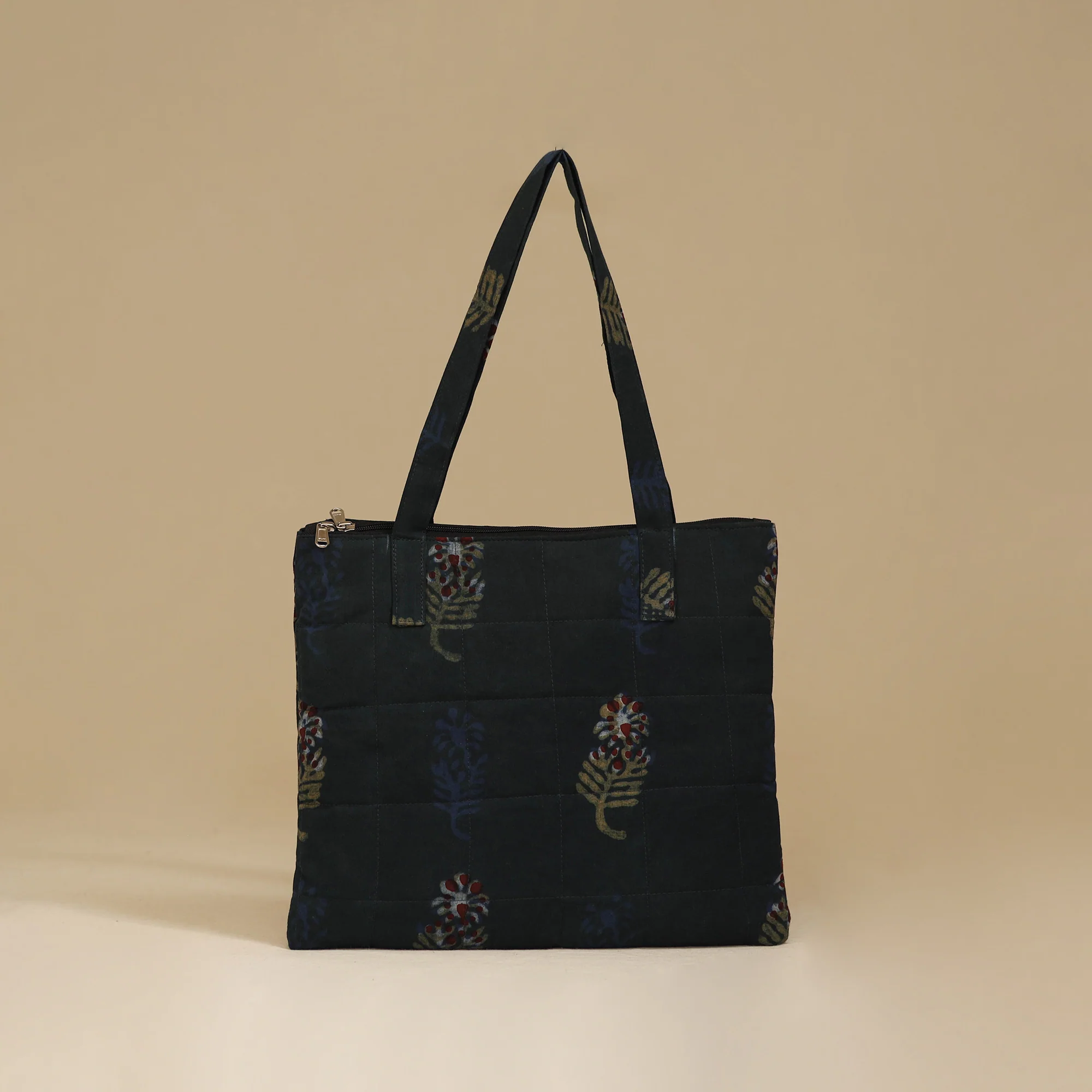 Handcrafted Cotton Quilted Handbag 26