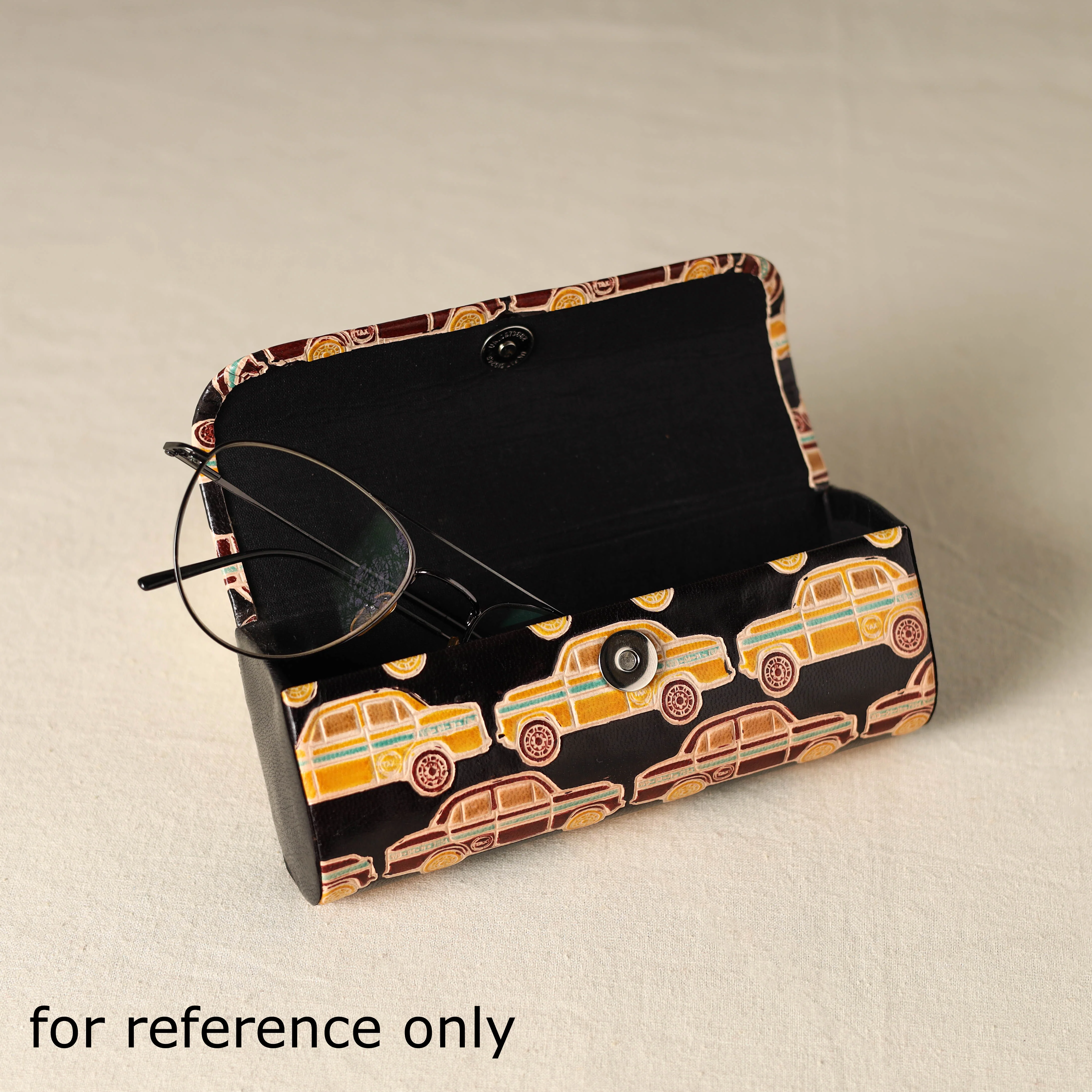 Green - Handcrafted Embossed Leather Spectacle Case 06 - Image 4
