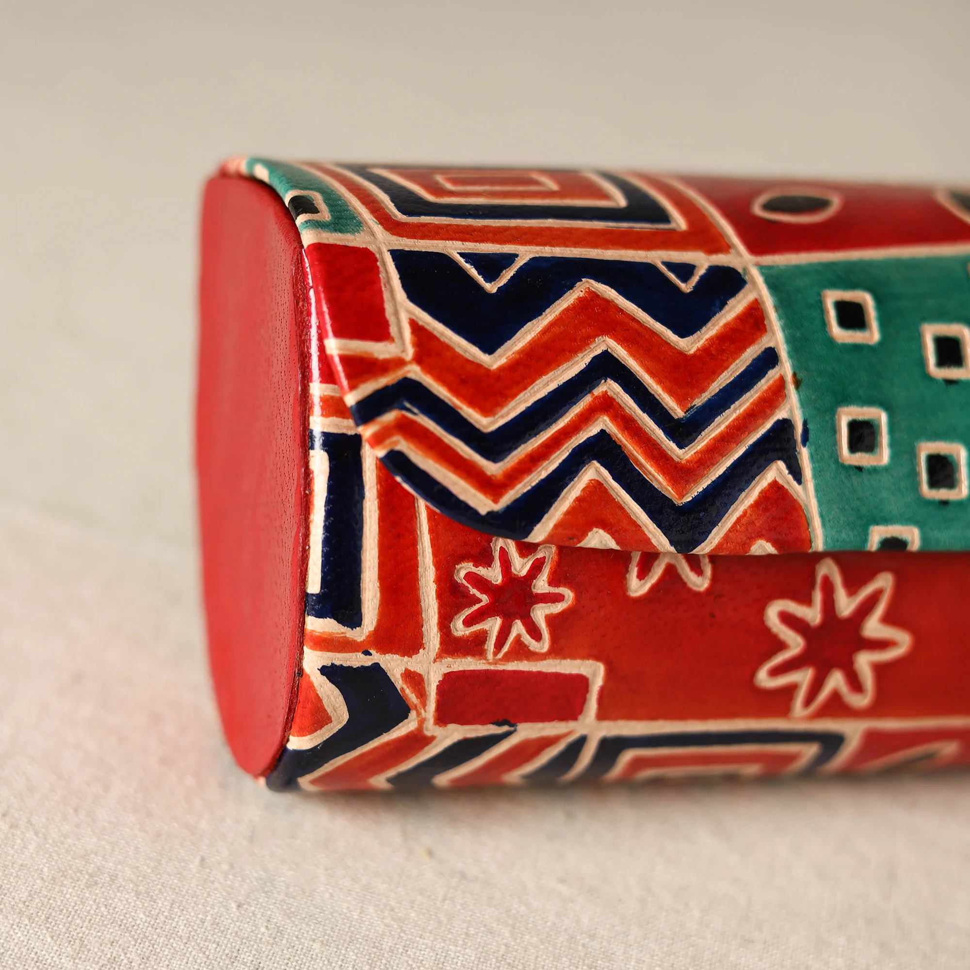 Red - Handcrafted Embossed Leather Spectacle Case 08 - Image 3