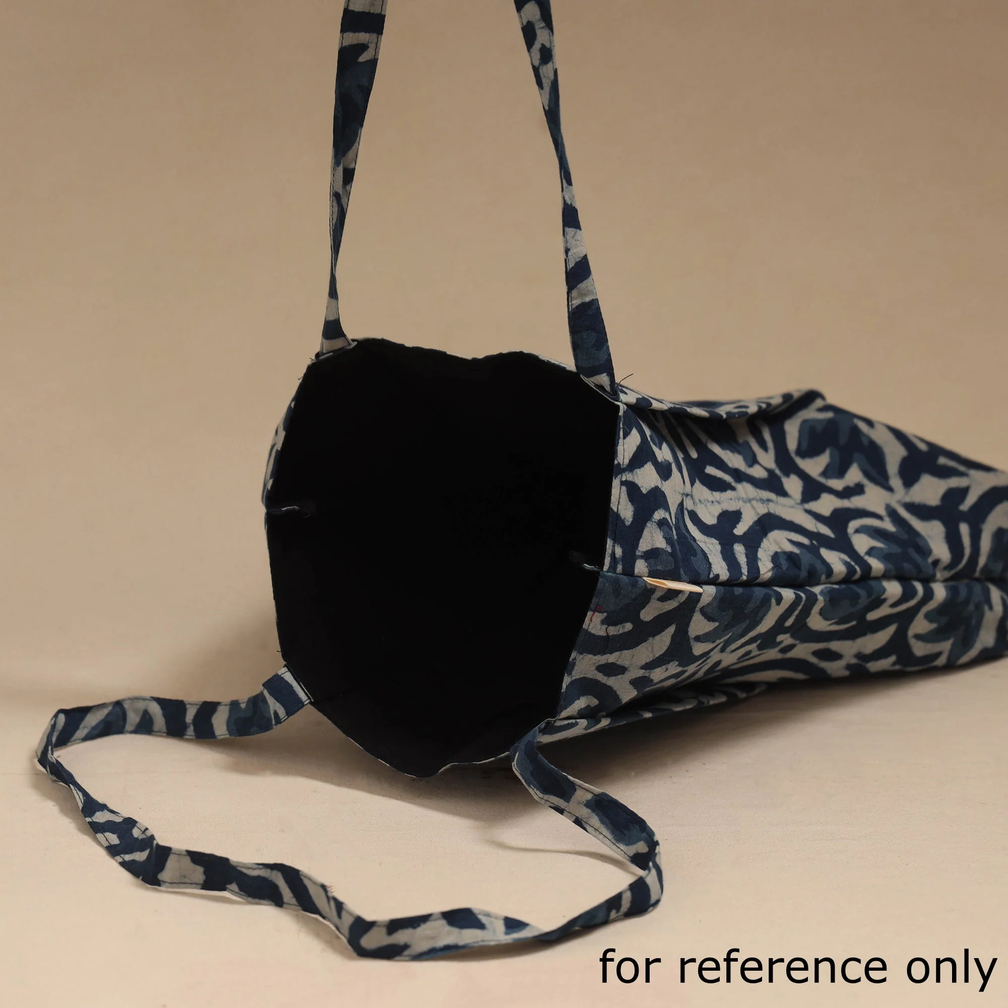 Black - Handcrafted Fabric Jhola Bag 08 - Image 3