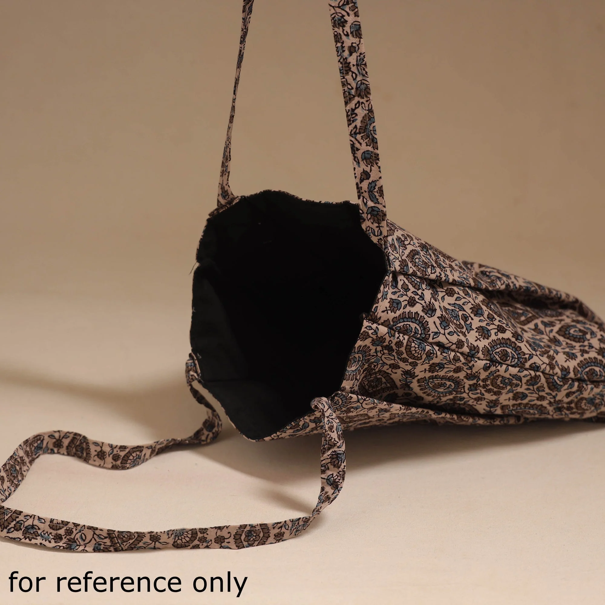 Black - Handcrafted Fabric Jhola Bag 31 - Image 3