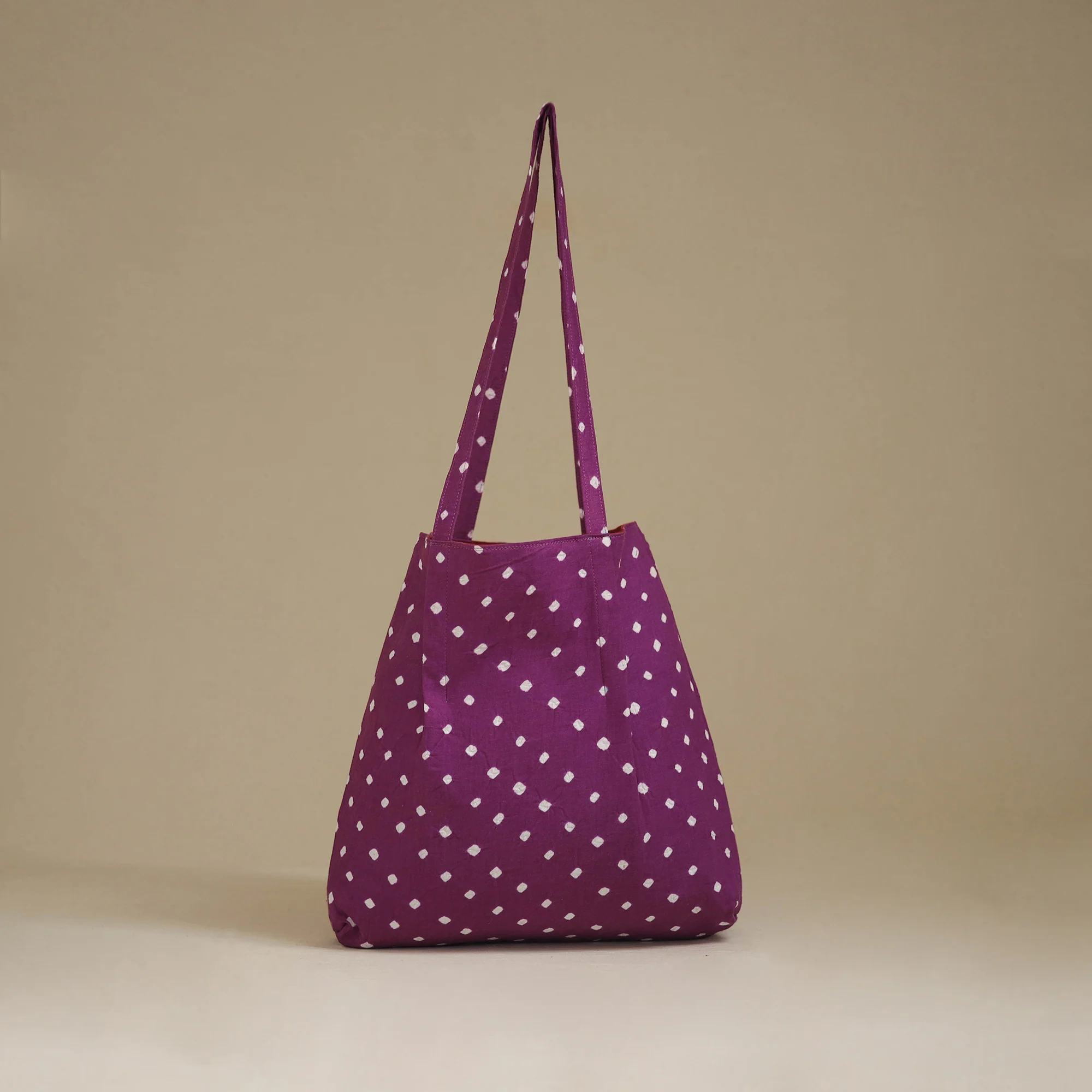 Handcrafted Fabric Jhola Bag 09