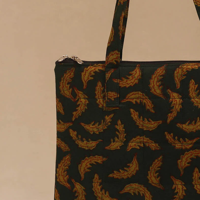 Green - Handcrafted Quilted Handbag 18 - Image 3