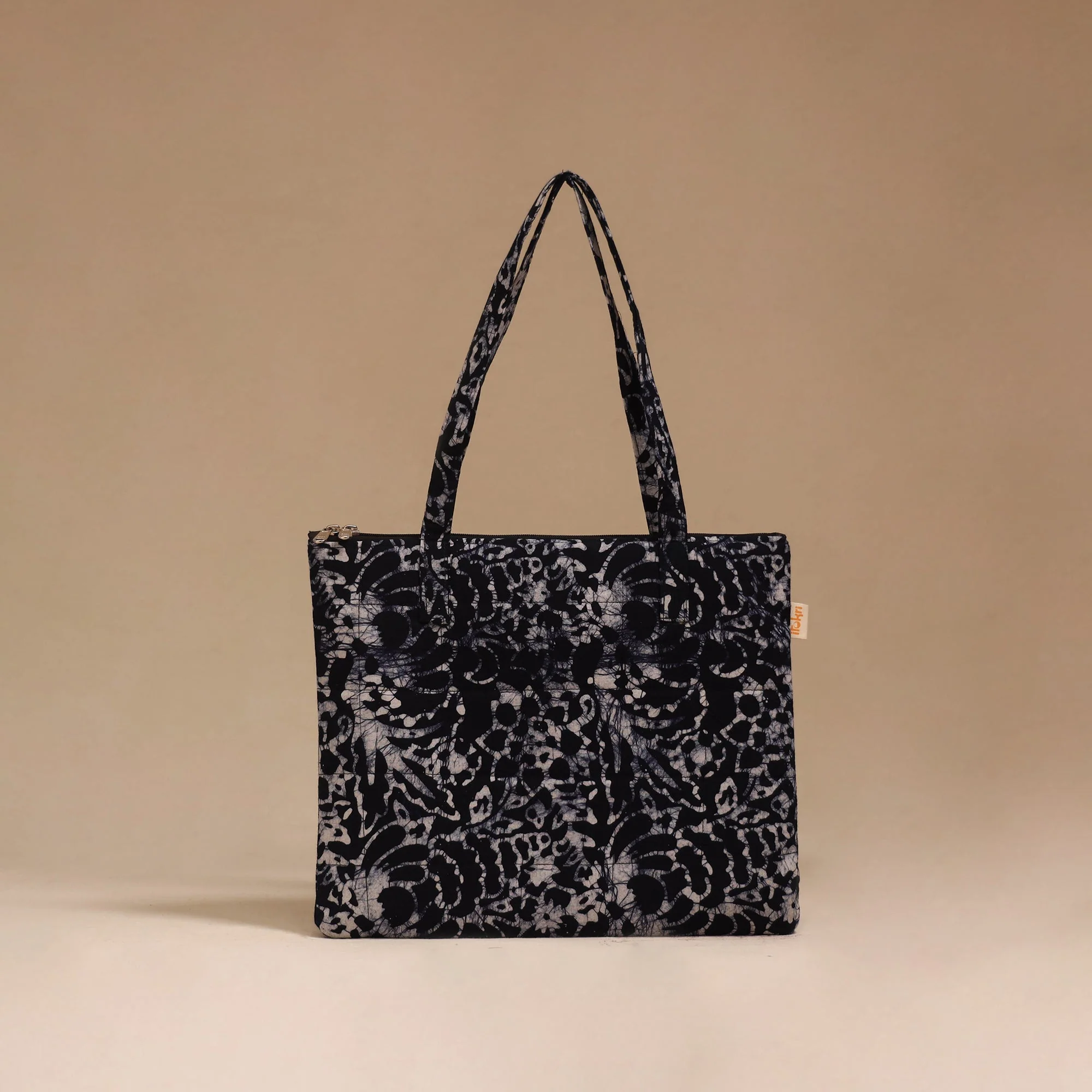 Black - Handcrafted Quilted Handbag 26