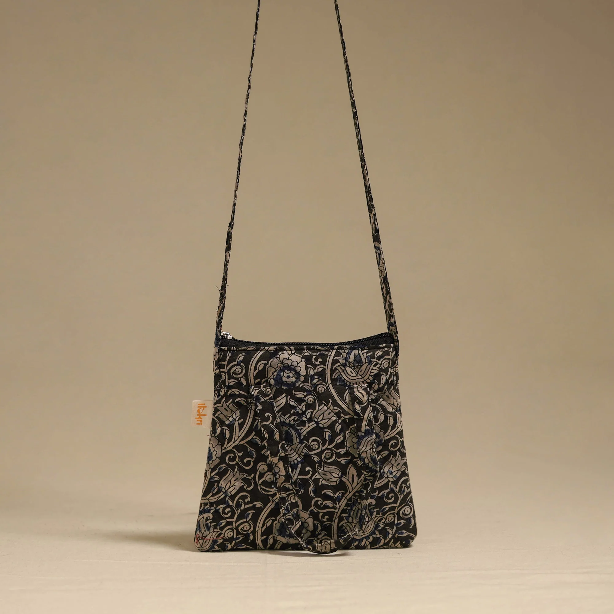 Black - Handcrafted Quilted Sling Bag 06 - Image 3