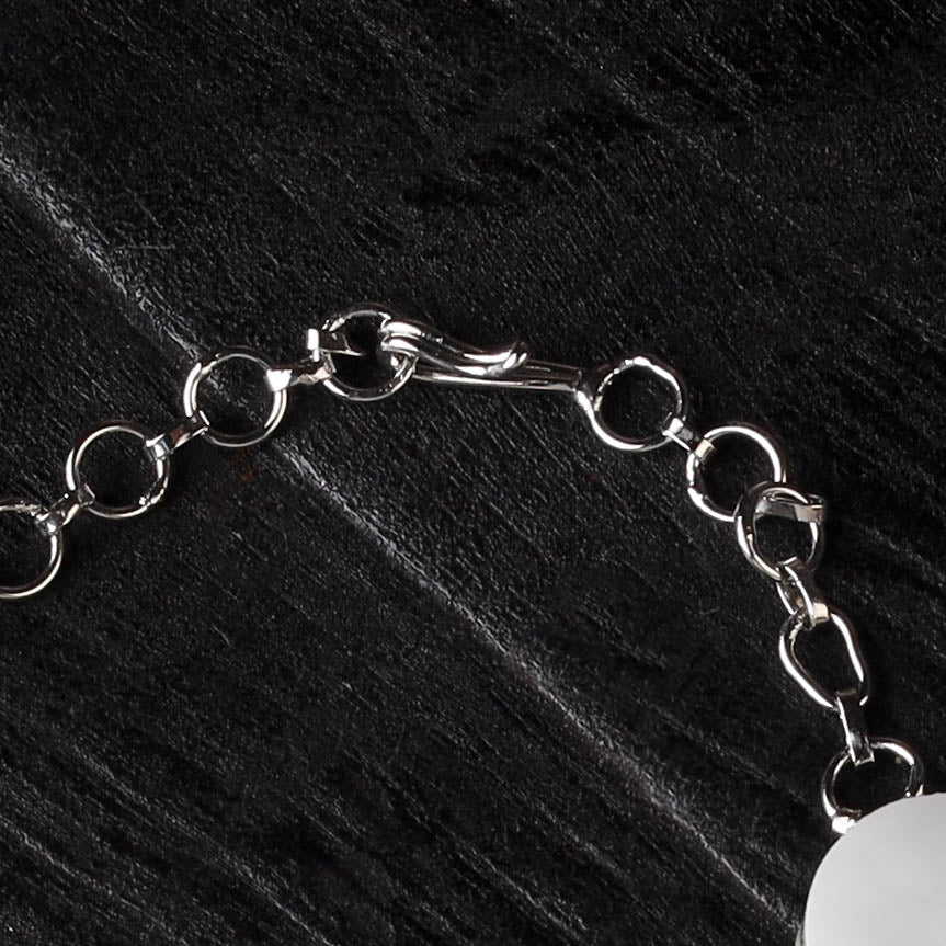 White - Handcrafted Seashell Bracelet (Adjustable) 35 - Image 3